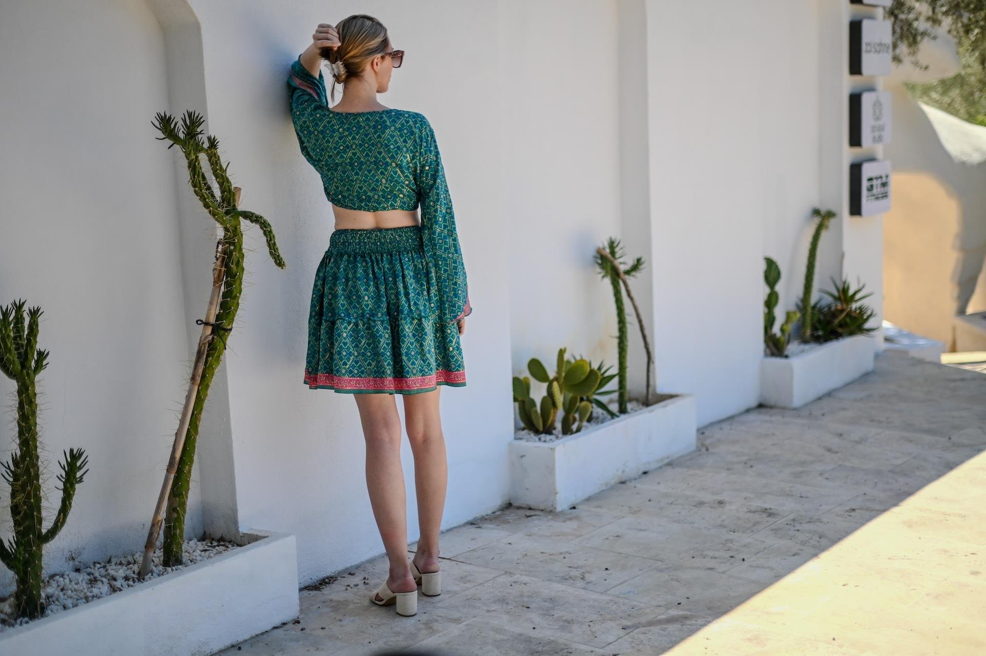 İpek Kısa Etek Bluz Takım