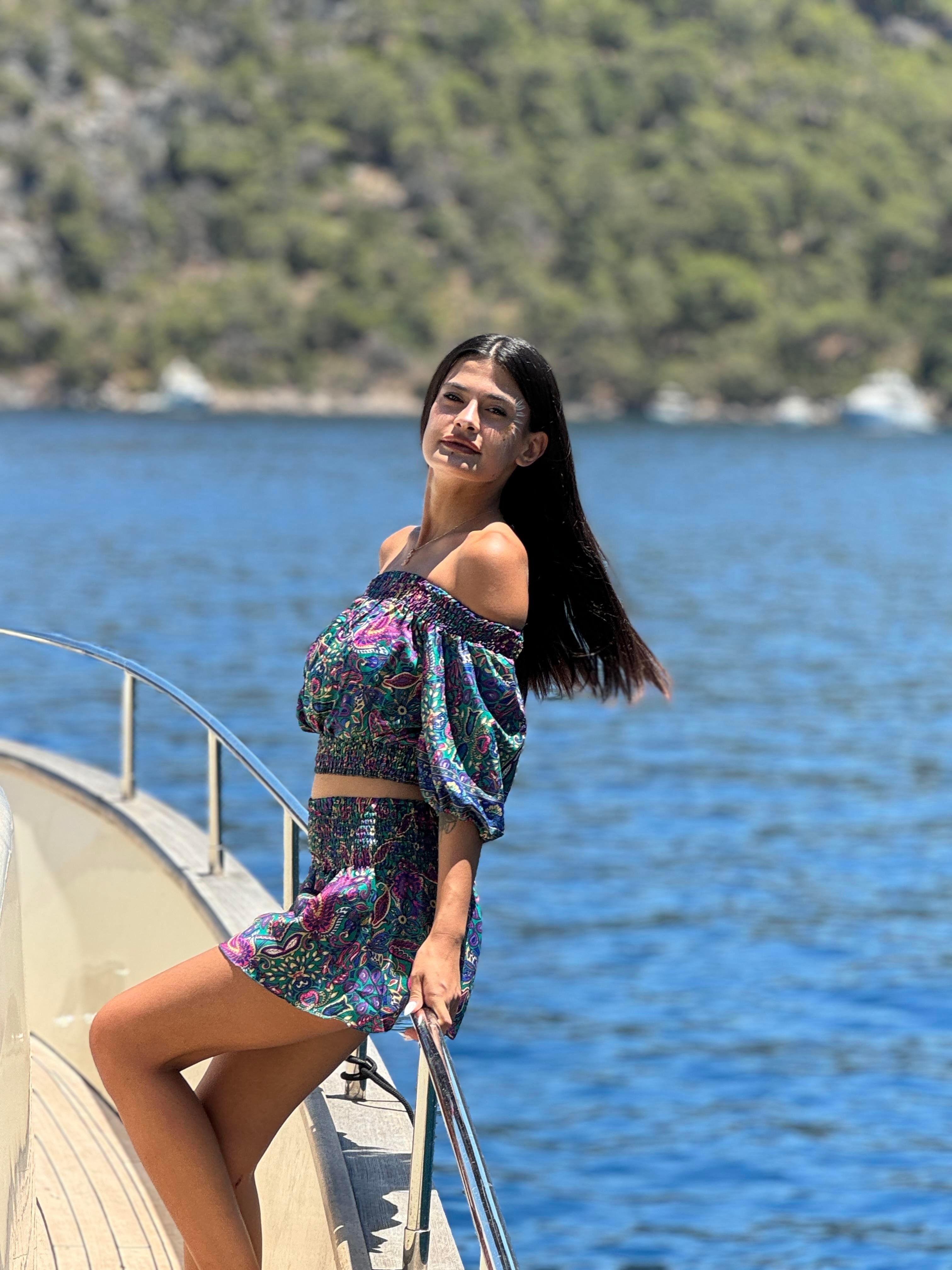 İpek Şort Crop Takım