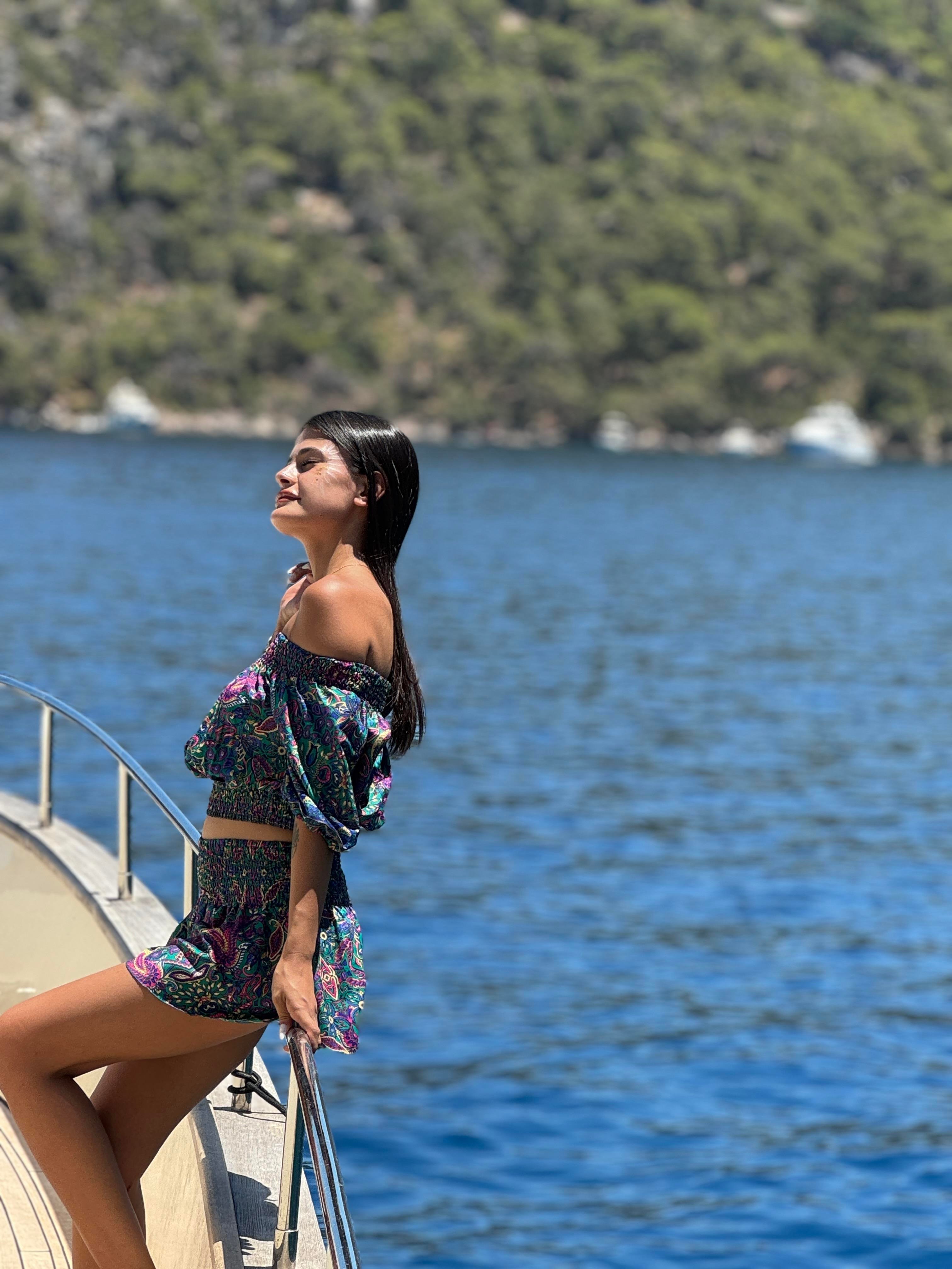 İpek Şort Crop Takım