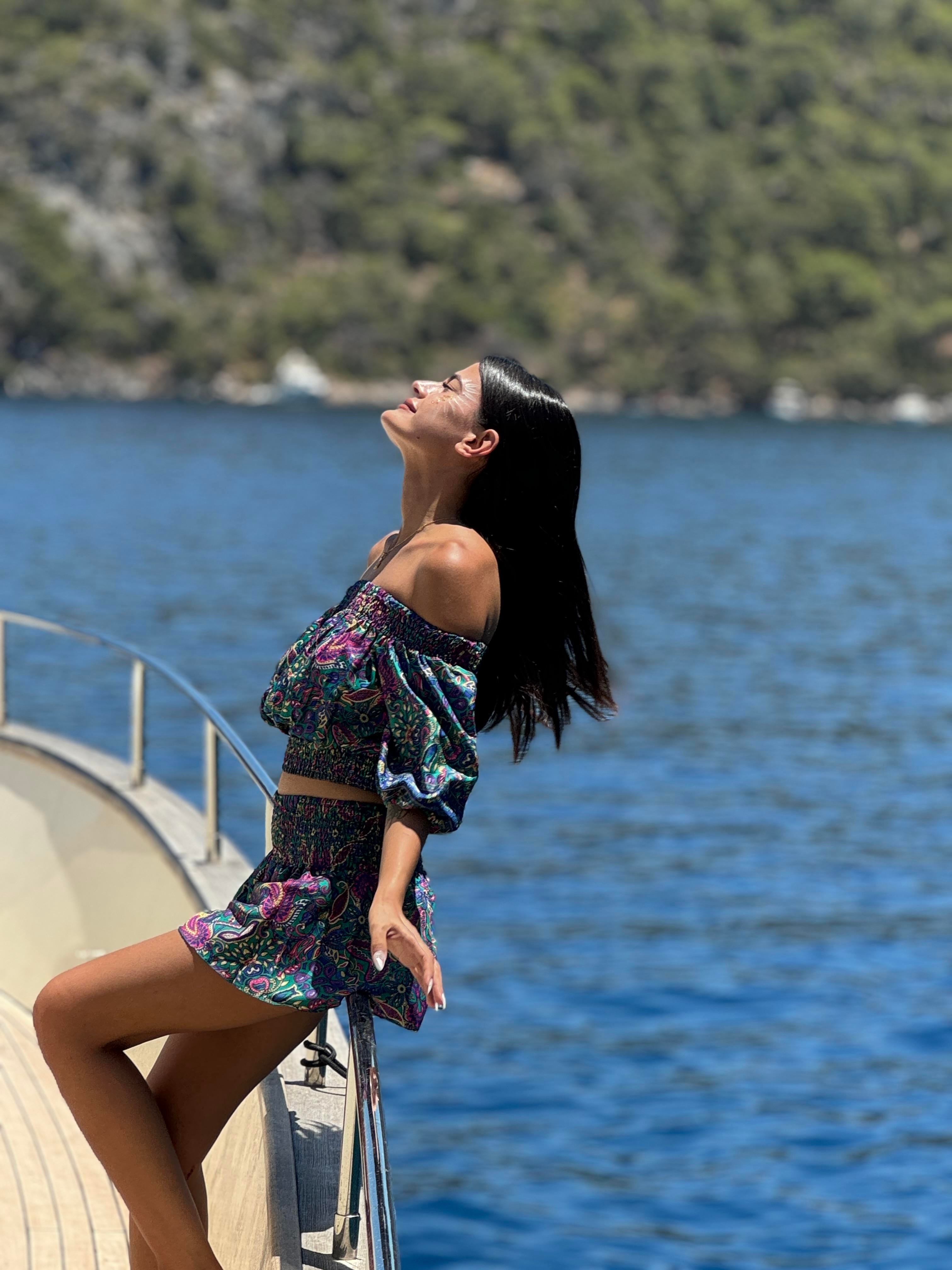 İpek Şort Crop Takım