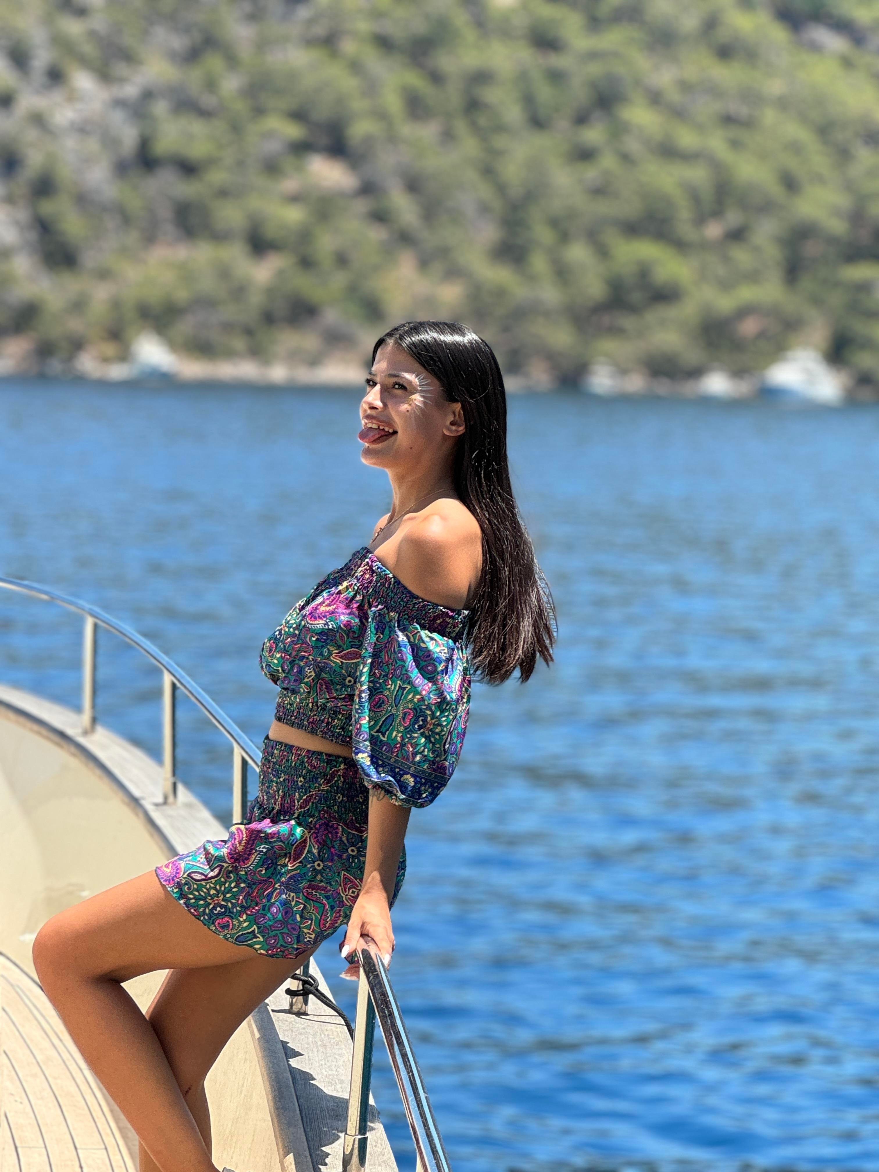 İpek Şort Crop Takım