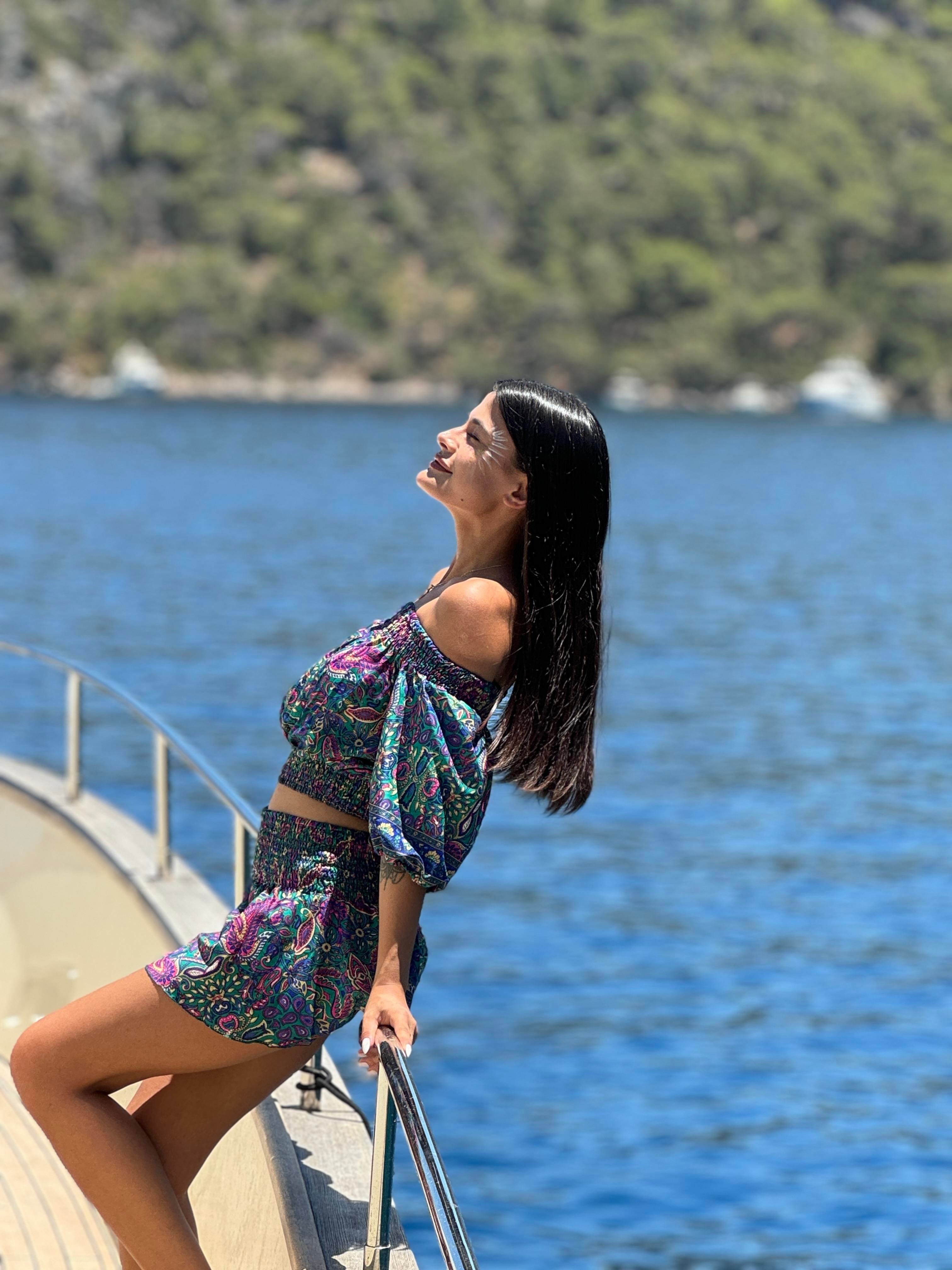 İpek Şort Crop Takım