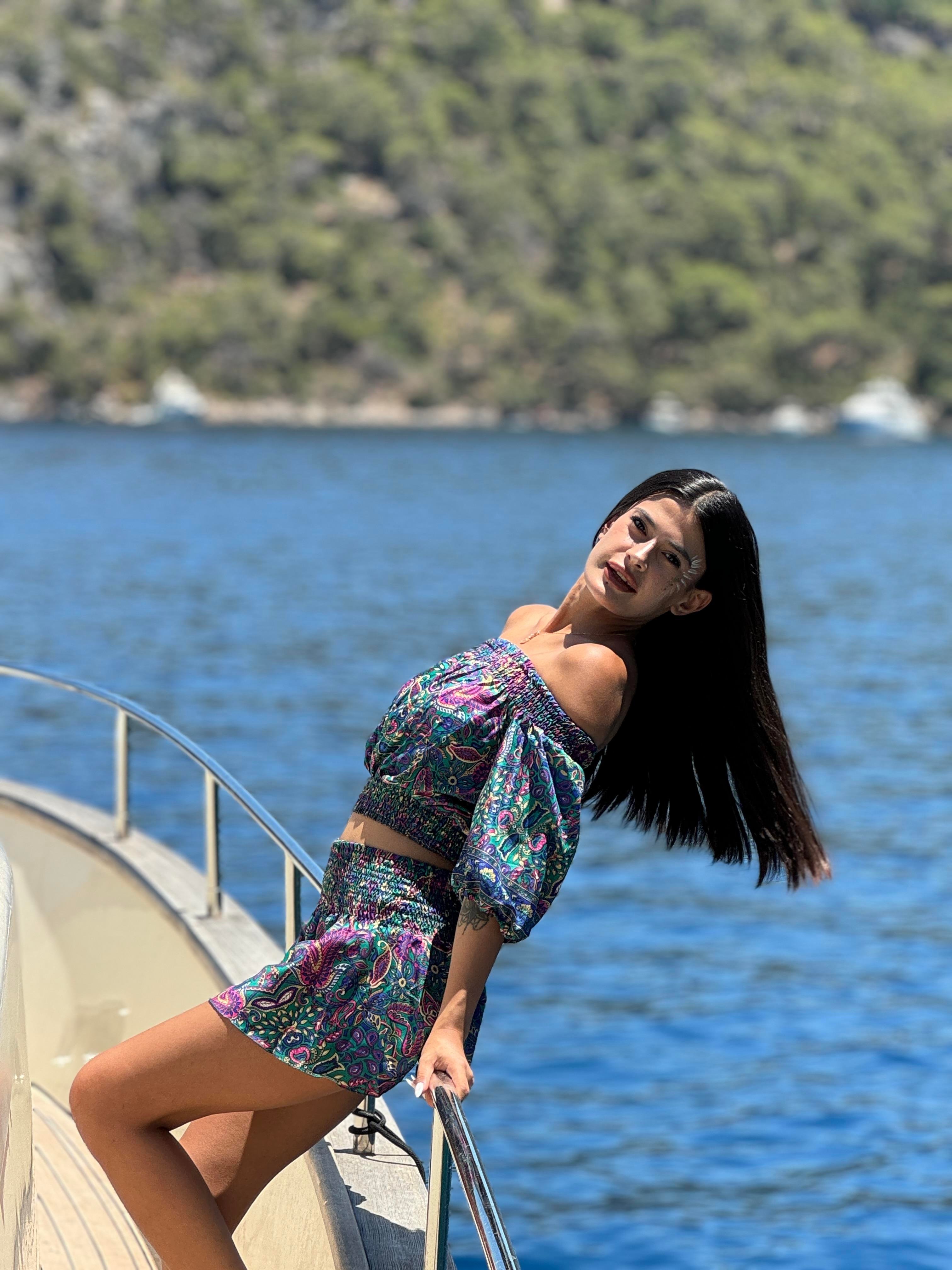 İpek Şort Crop Takım