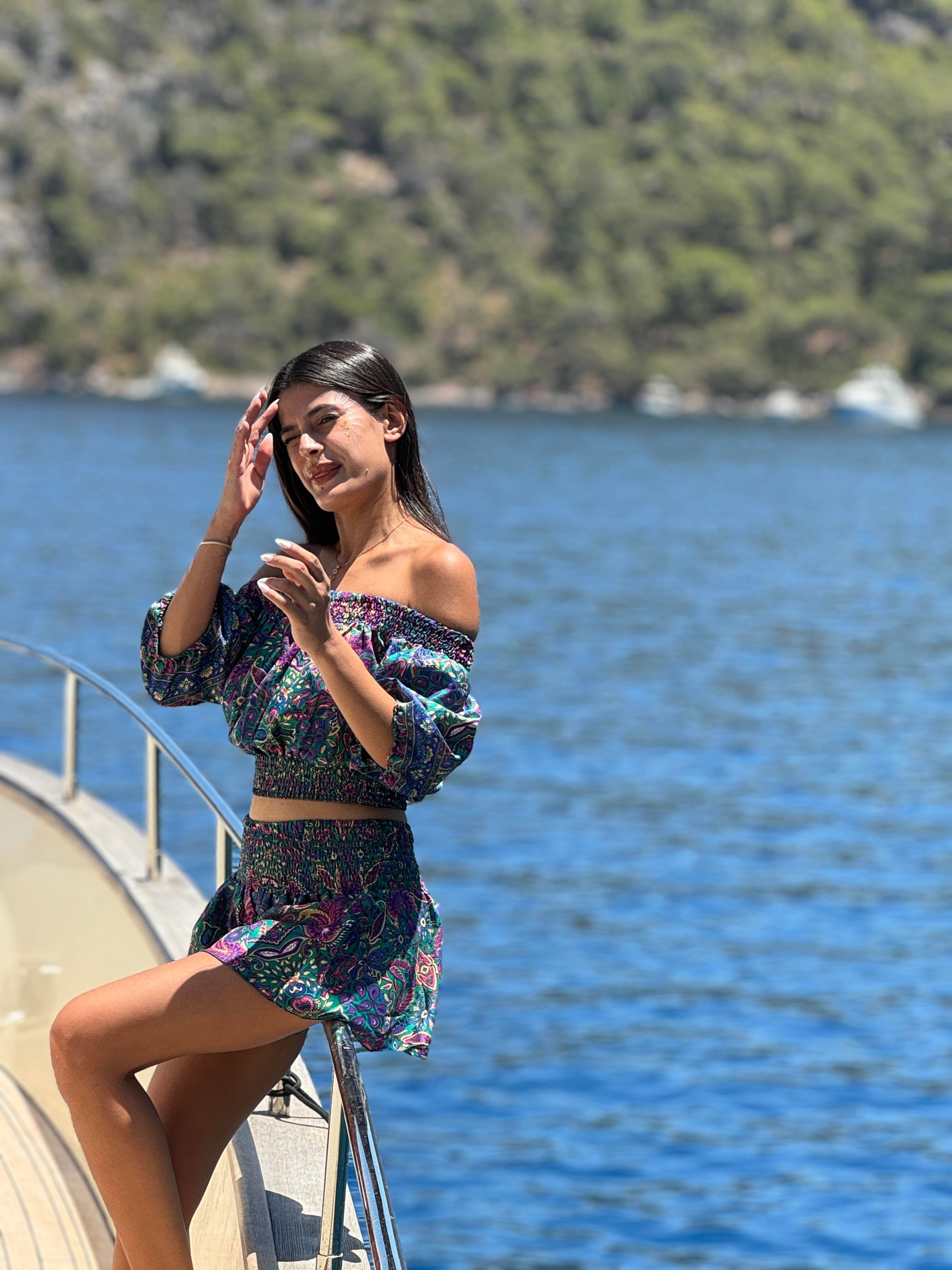 İpek Şort Crop Takım