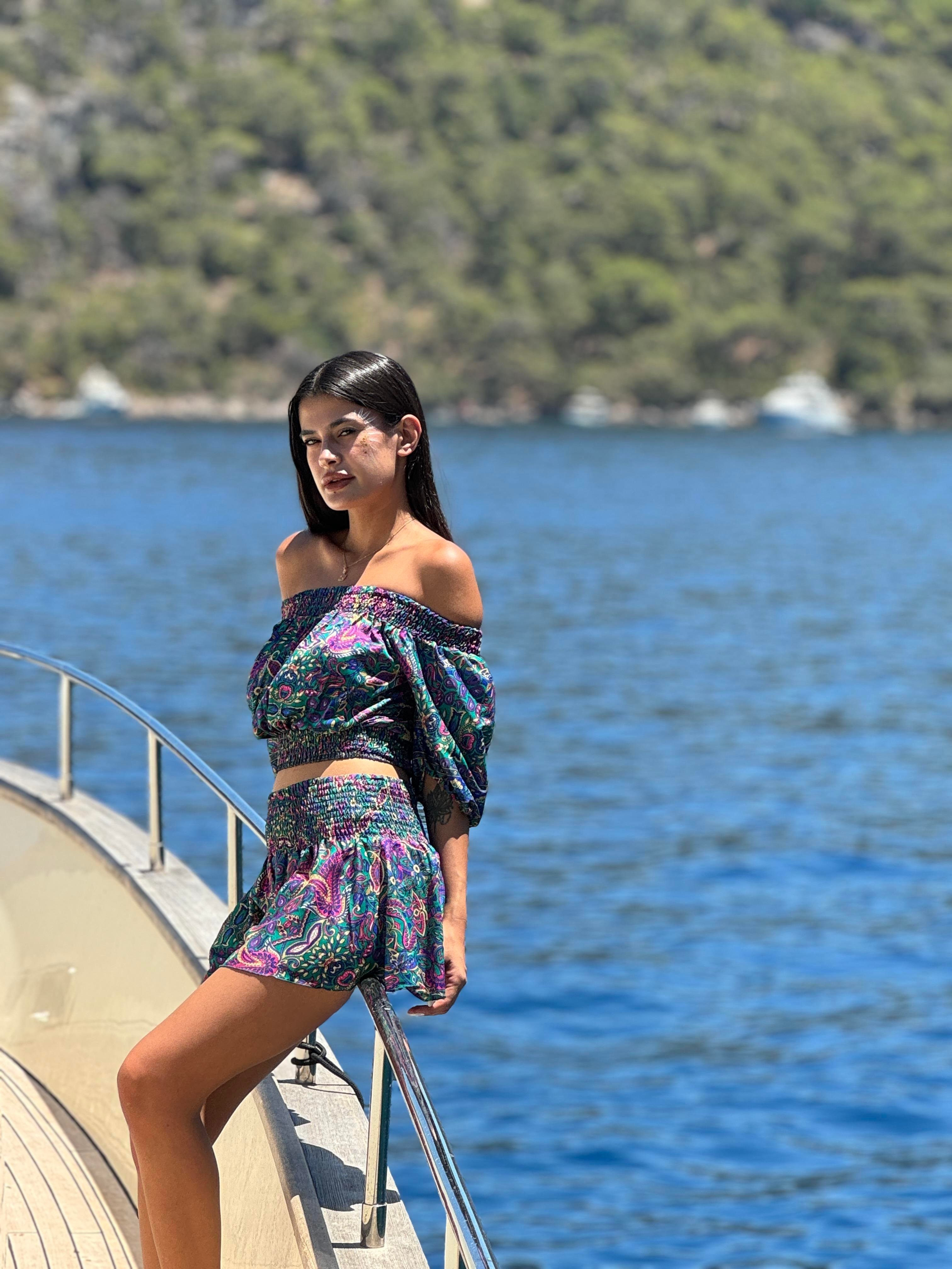 İpek Şort Crop Takım