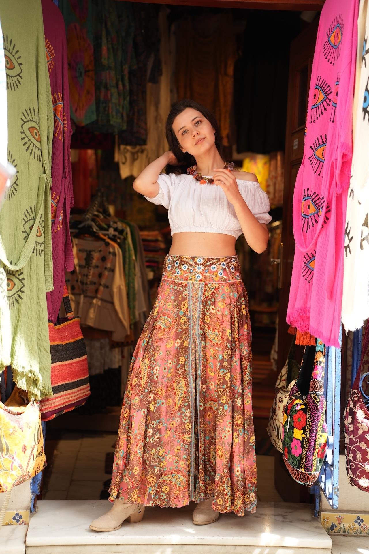 Kahverengi Beli Nakış İşlemeli İpek Pantolon