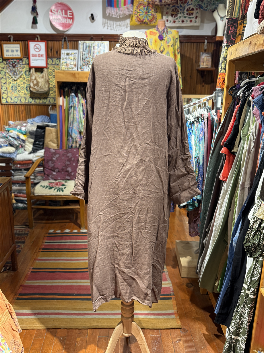Kahverengi Bohem Püsküllü ve Cep Detaylı Keten Kaftan