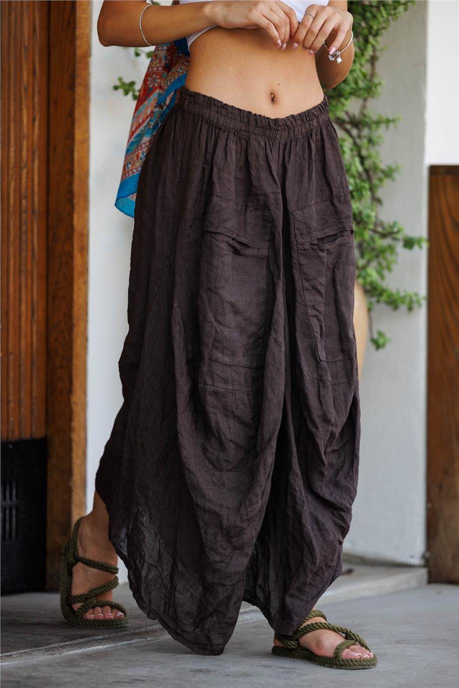 Kahverengi Önü Uzun Arkası Kısa Cep Detaylı İtalyan Keten Şalvar