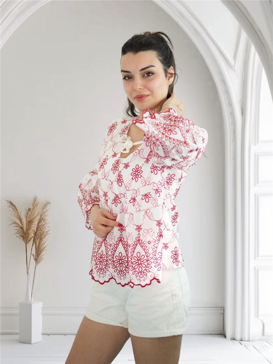 Kırmızı Brode Detaylı Bluz