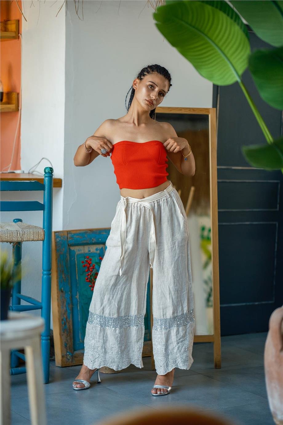 Kırmızı Renk Straplez Crop Bluz