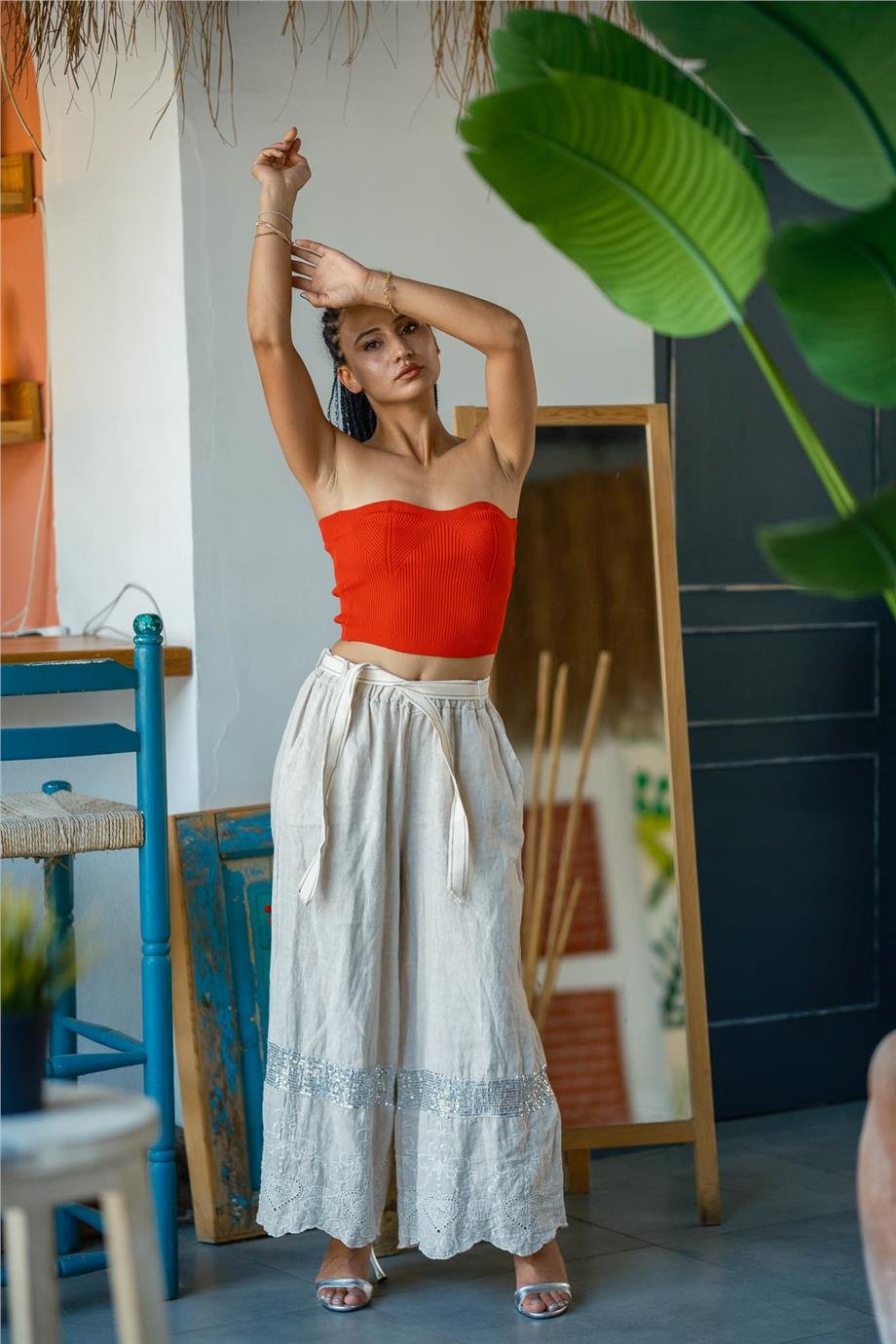 Kırmızı Renk Straplez Crop Bluz