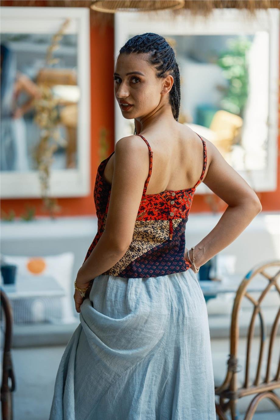 Kırmızı V Yaka Çiçek Desenli Bluz