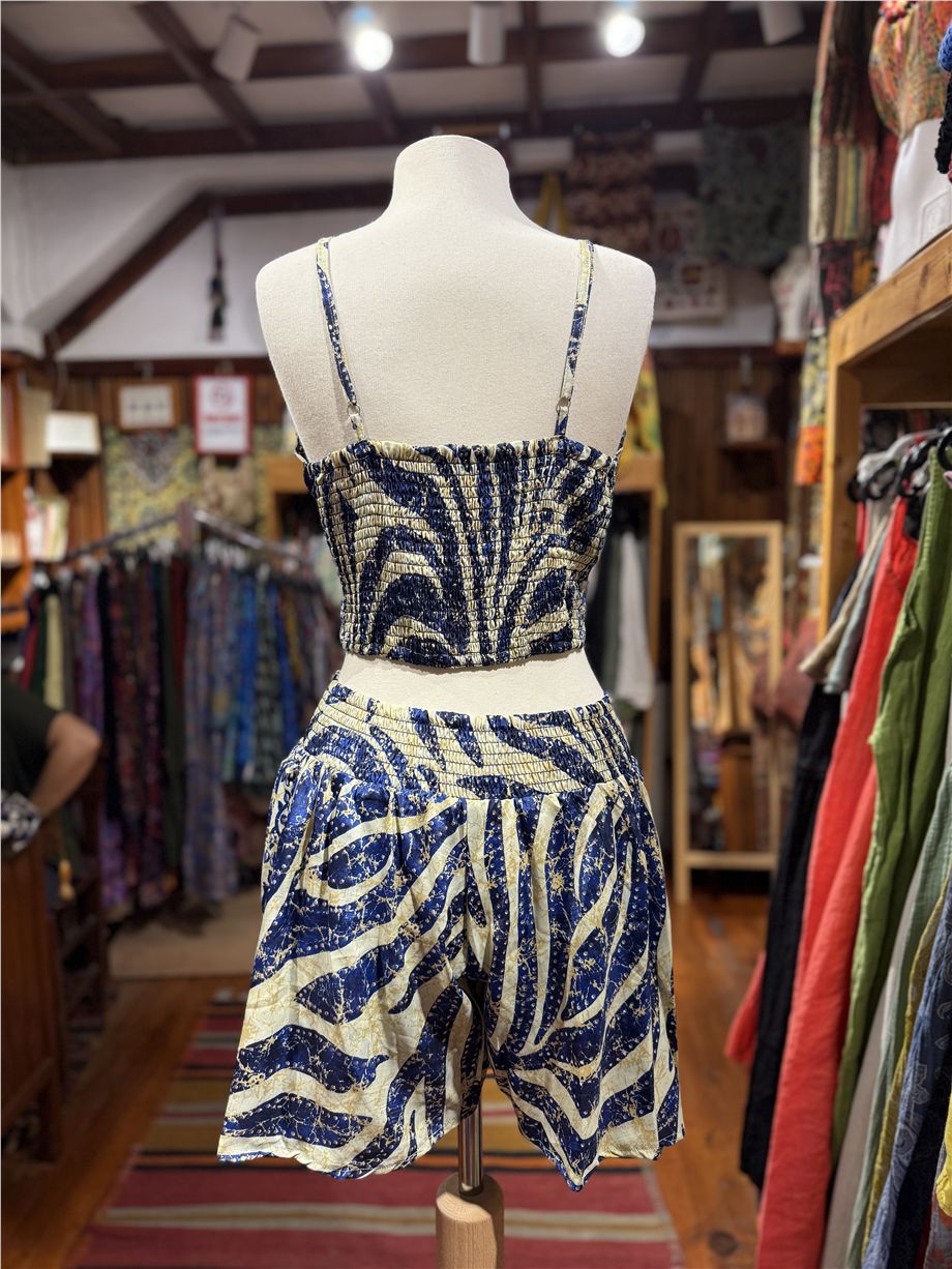 Lacivert Renk Gold Detaylı İpek Şort Crop Kimono Üçlü Takım