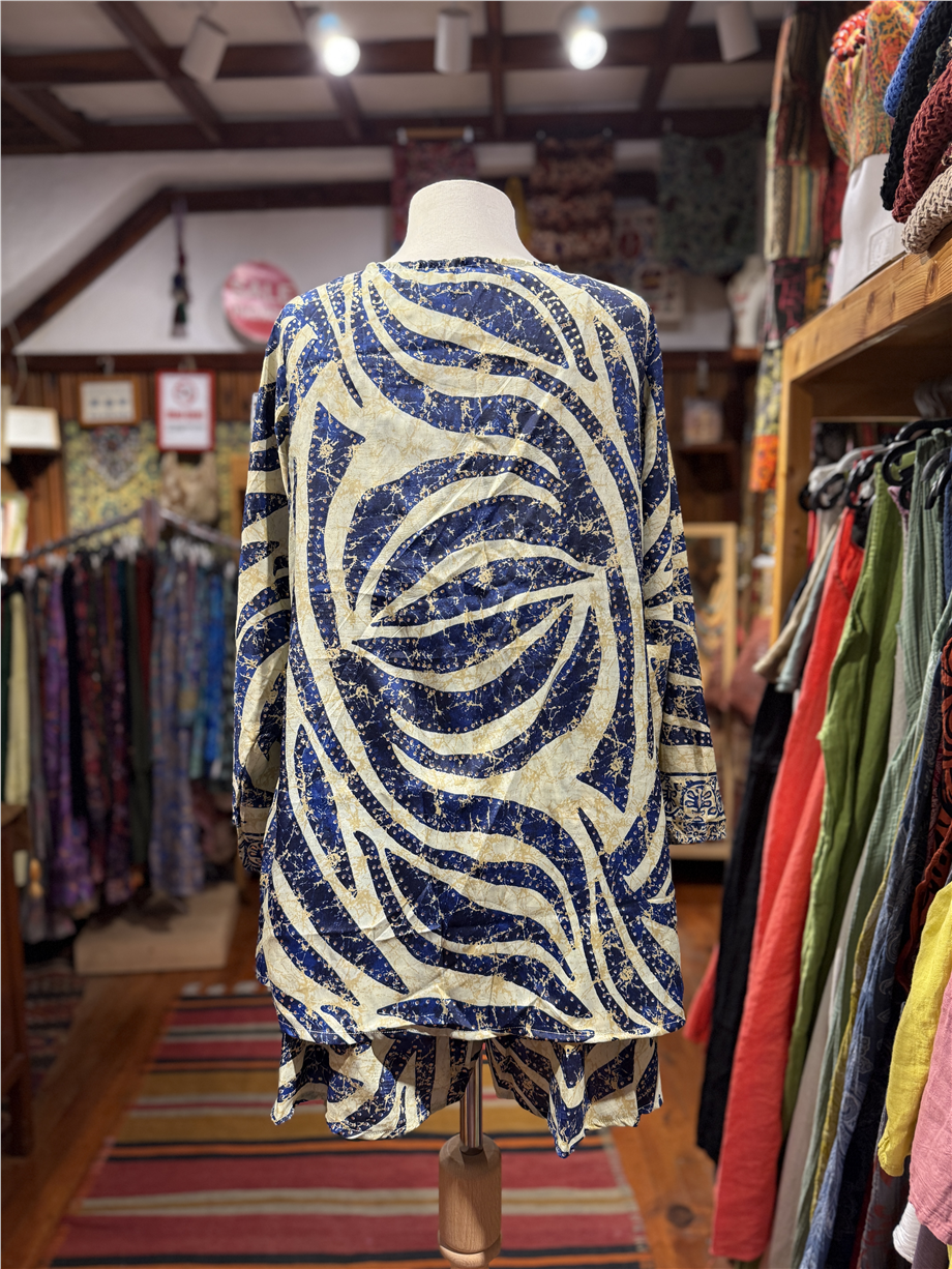 Lacivert Renk Gold Detaylı İpek Şort Crop Kimono Üçlü Takım