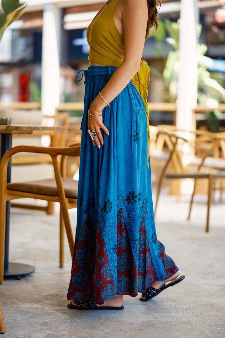 Mavi Nakışlı Uzun Etek