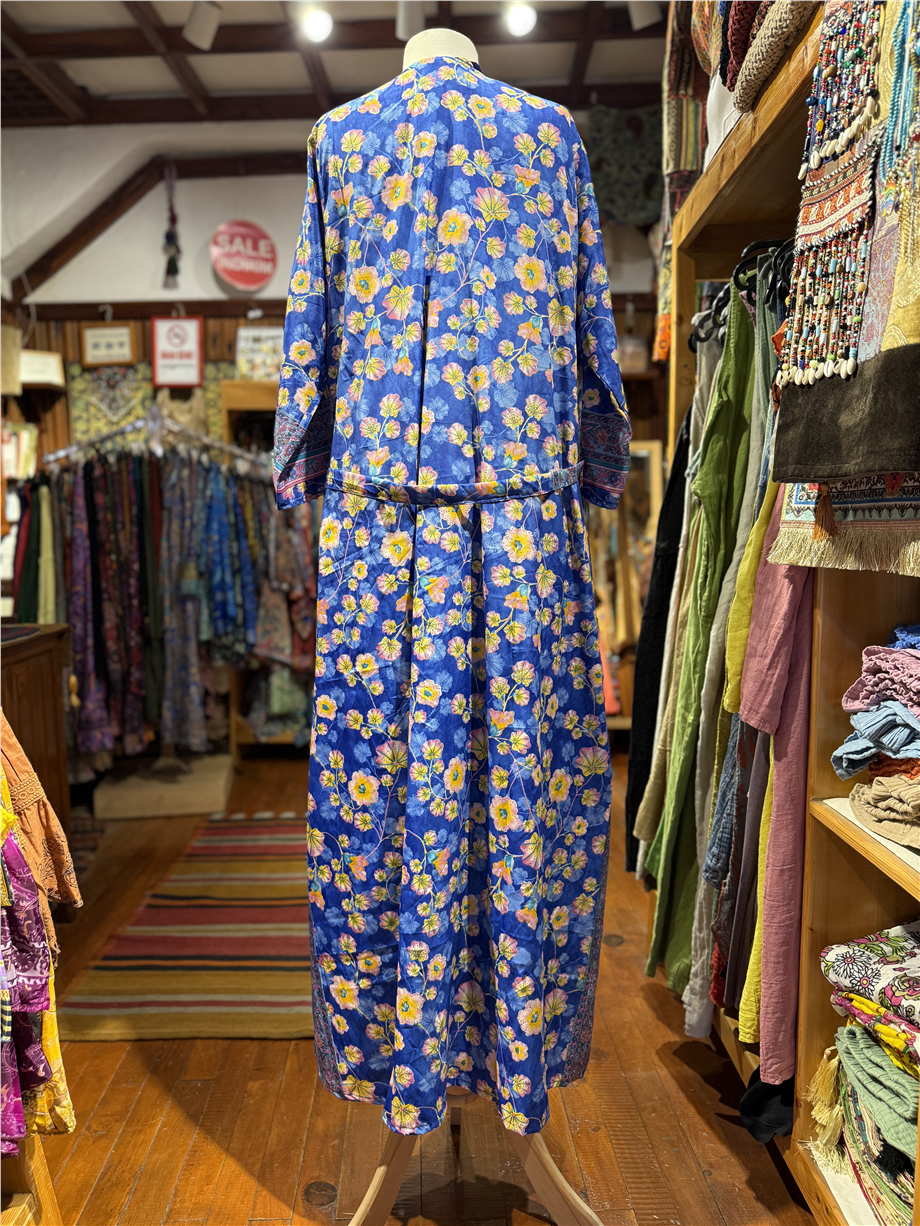 Mavi Renk Cep Detaylı İpek Pantolon Crop Kimono Üçlü Takım