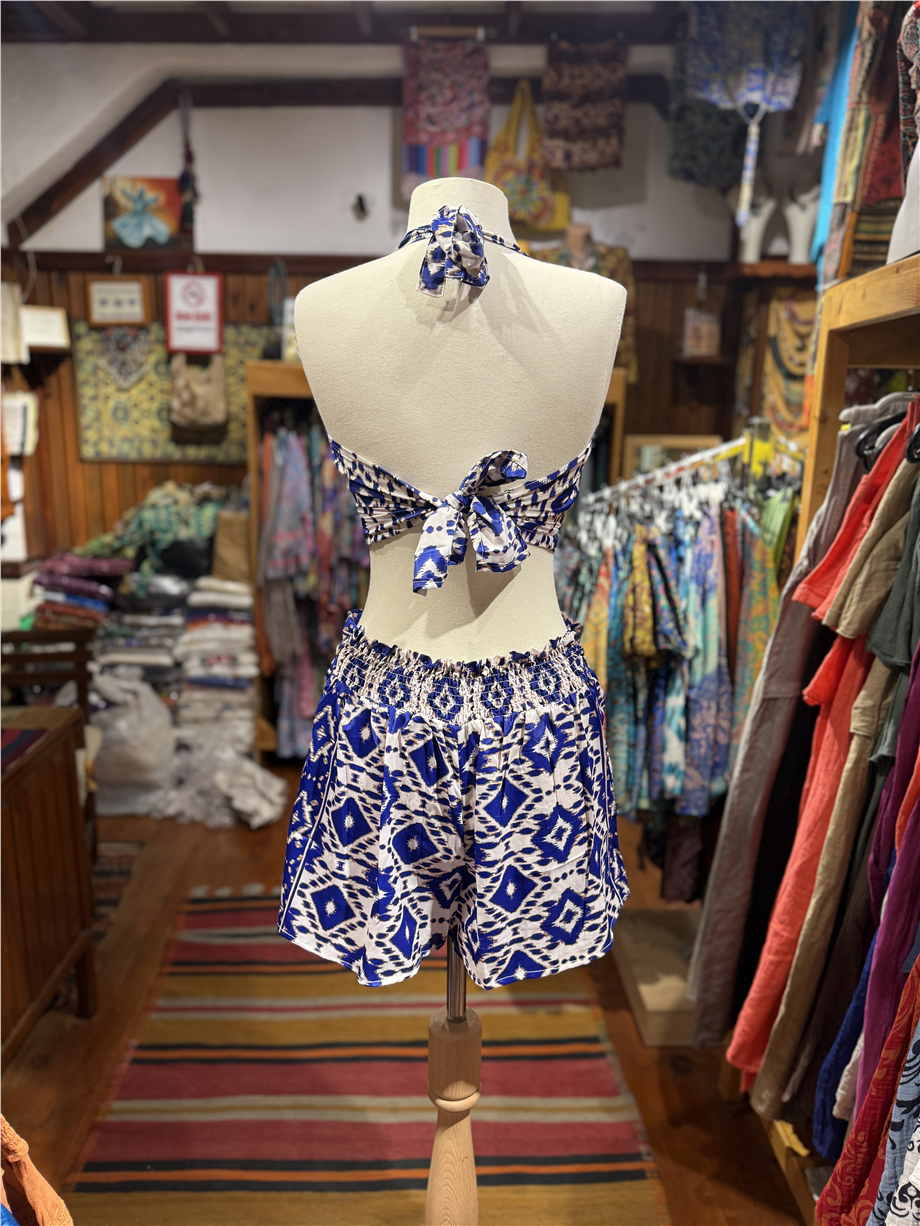 Mavi Renk Gold Detaylı İpek Şort Crop Takım