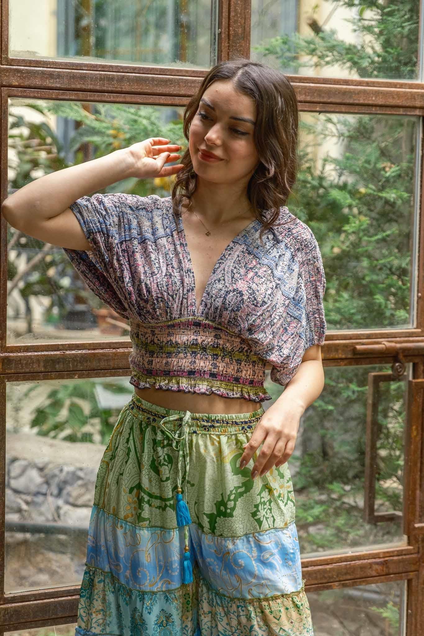 Mor Önü Arkası V Yaka Bluz