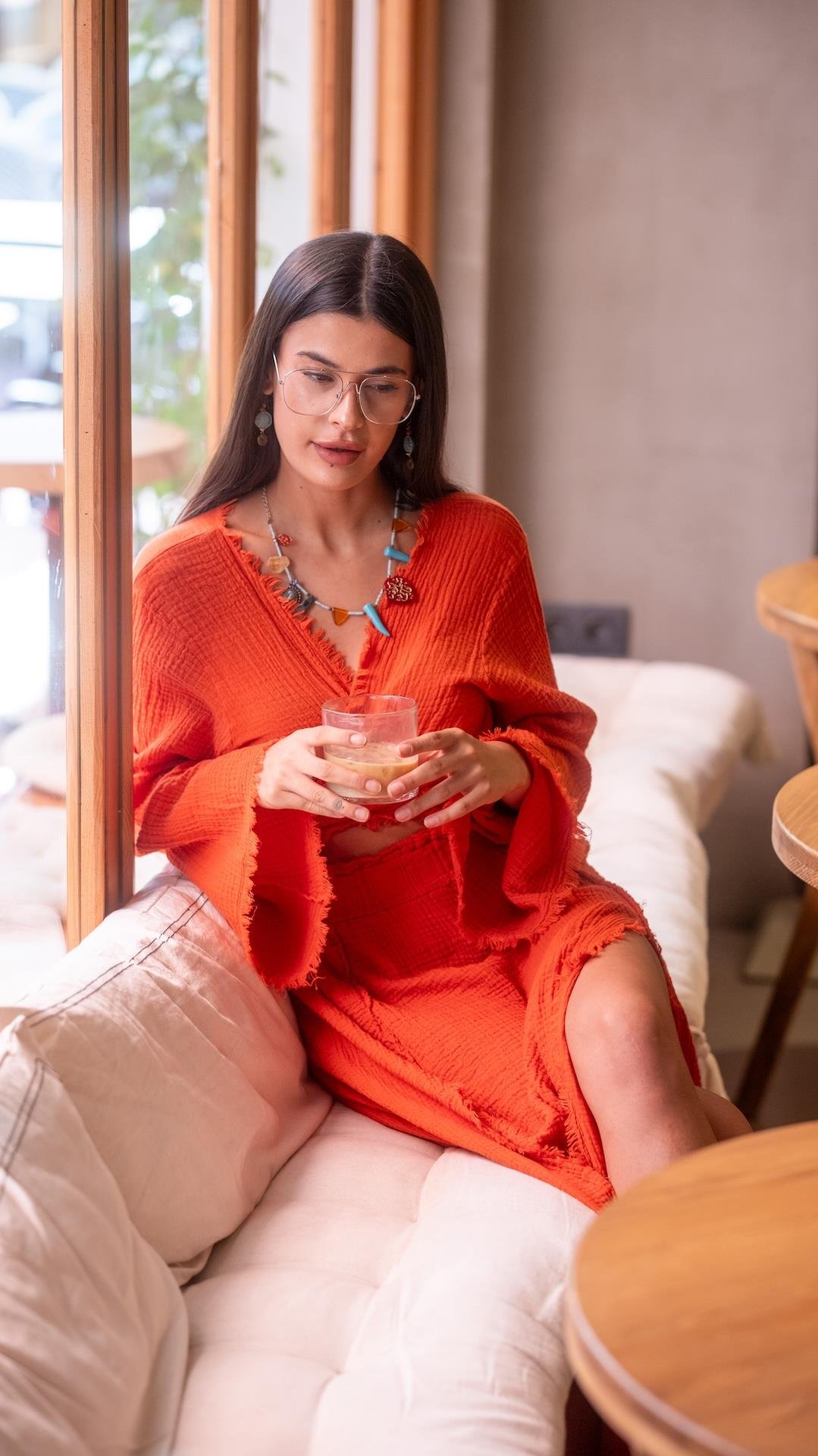 Müslin Yırtmaçlı Etek ve Bluz Takım