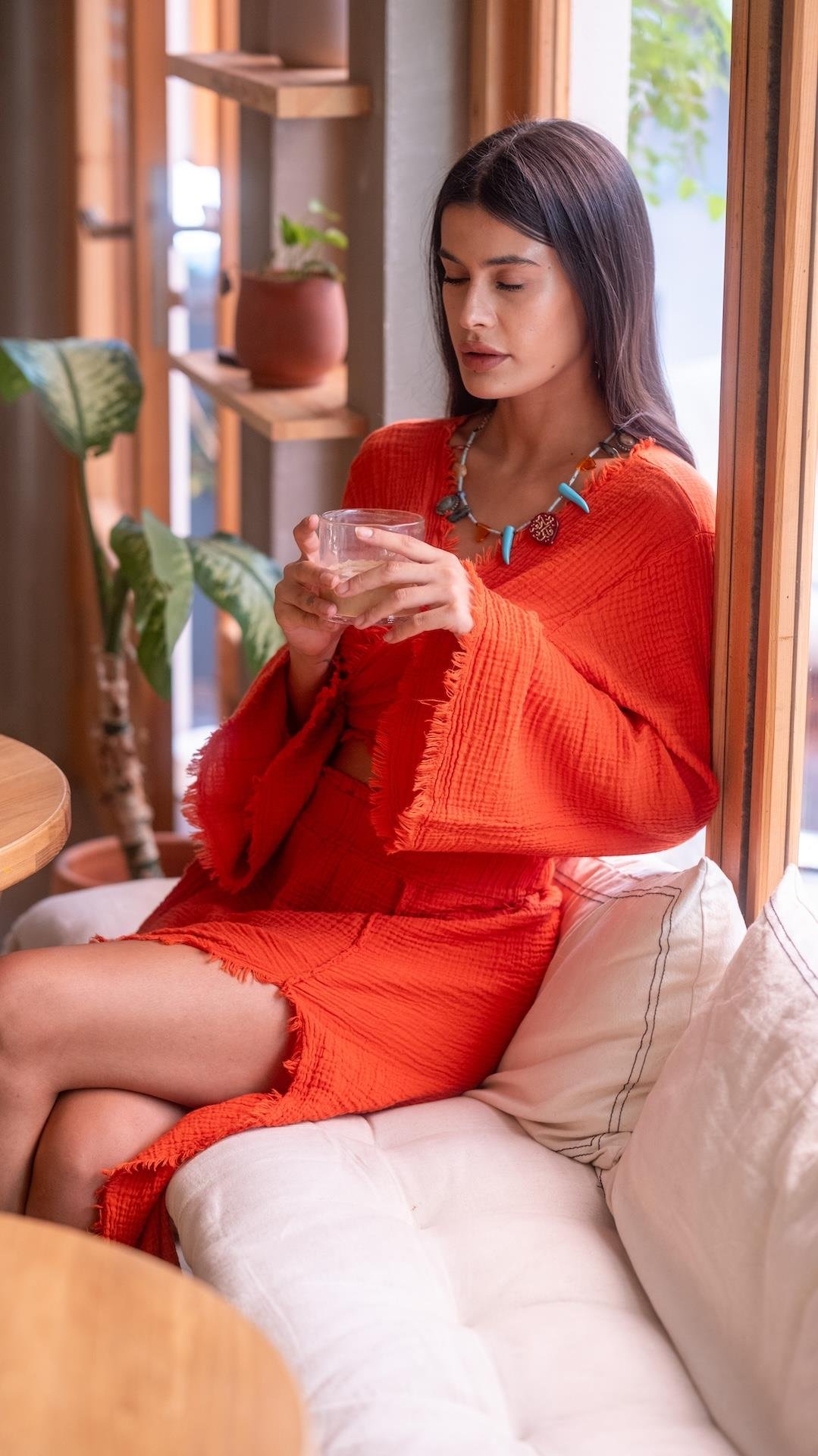 Müslin Yırtmaçlı Etek ve Bluz Takım