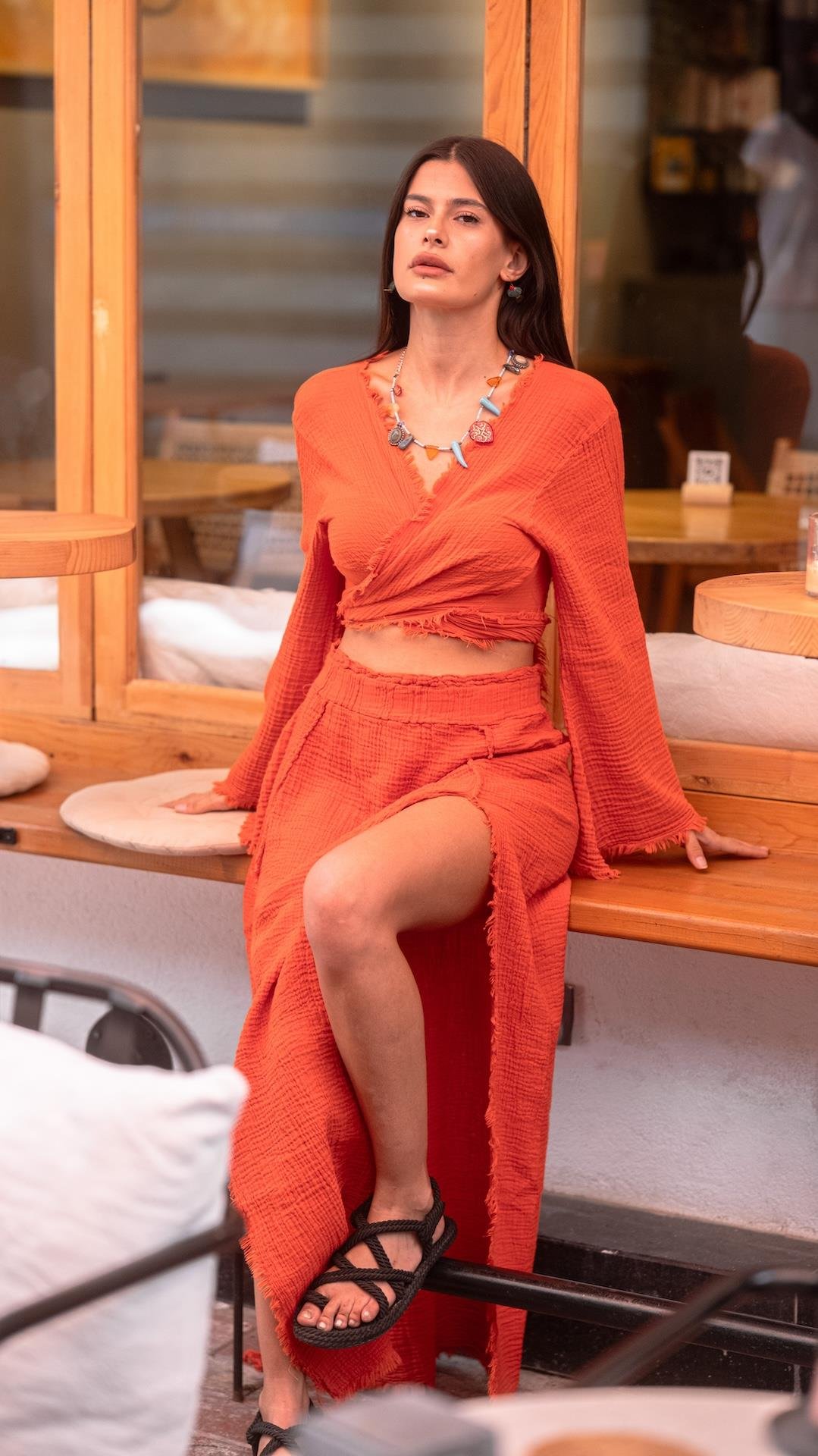 Müslin Yırtmaçlı Etek ve Bluz Takım