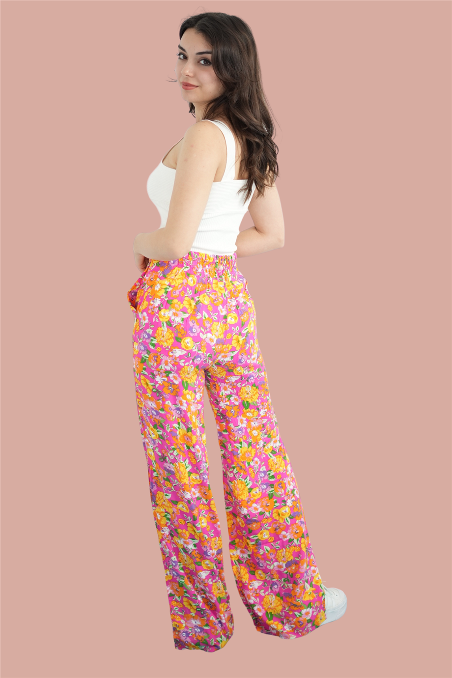 Pembe Çiçek Desenli Geniş Paça Yırtmaç Detaylı Pantolon