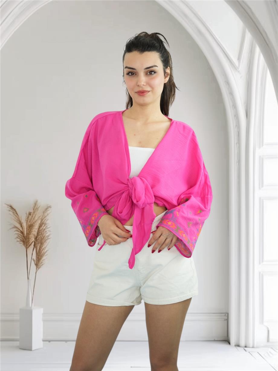 Pembe Nakışlı Bağlamalı Bluz