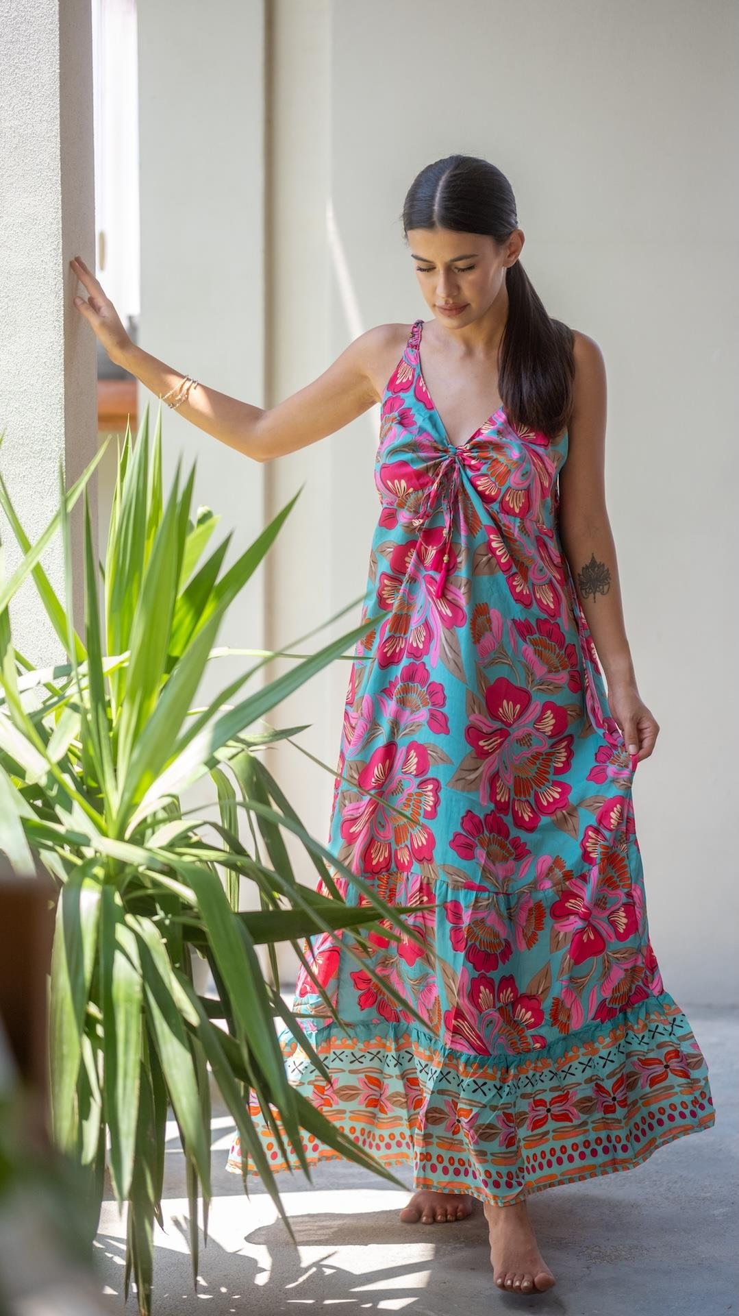 Pembe Renk Askılı İpek Elbise