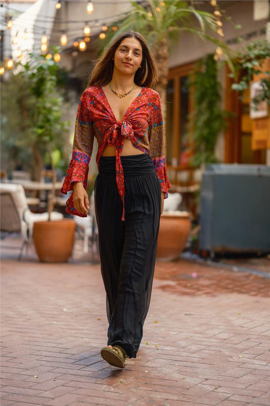 Pembe Renk İspanyol Kol Çiçek Desenli Bluz