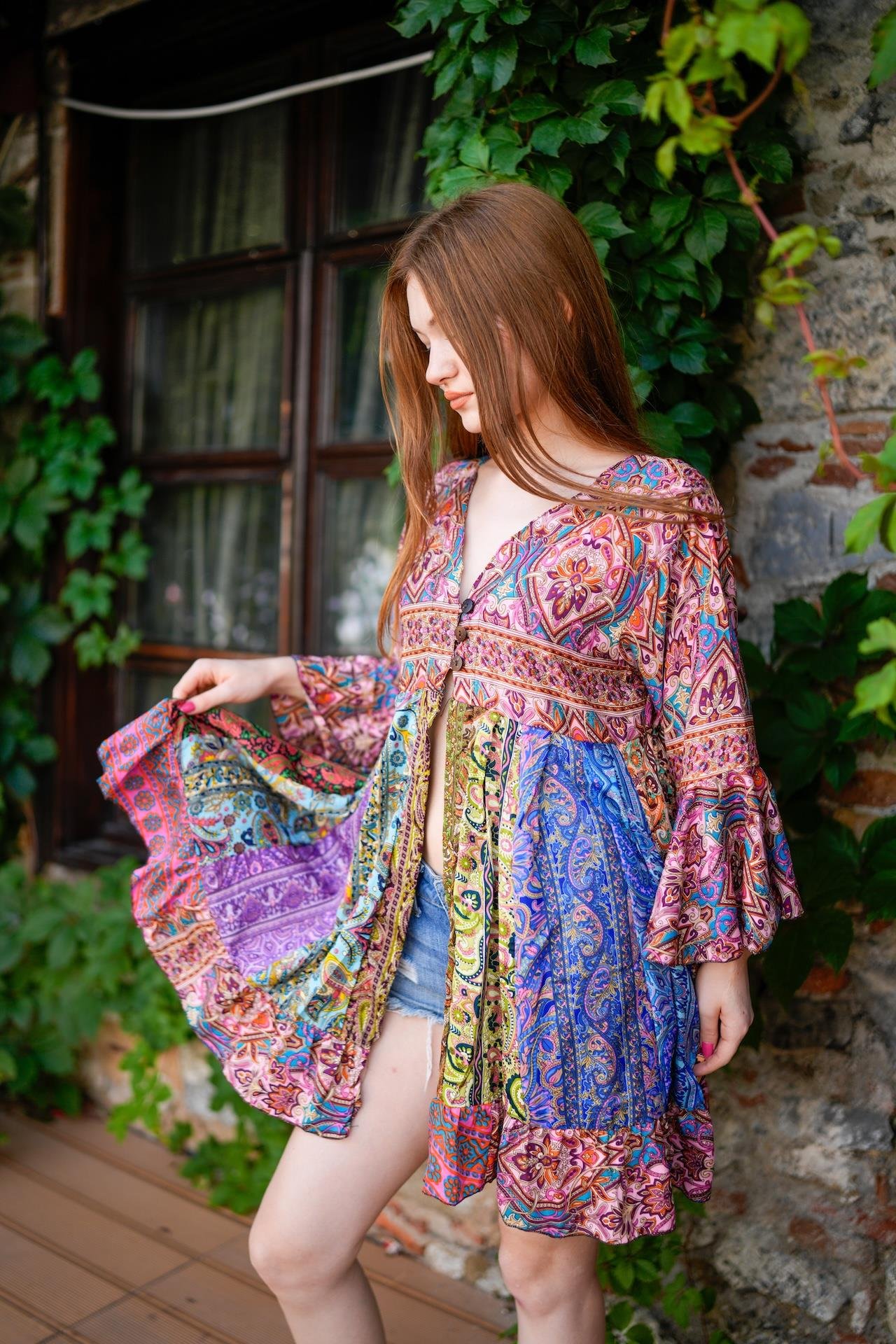 Pembe Renk İthal Özel Tasarım Üç Düğmeli Patchwork Rayon Bluz