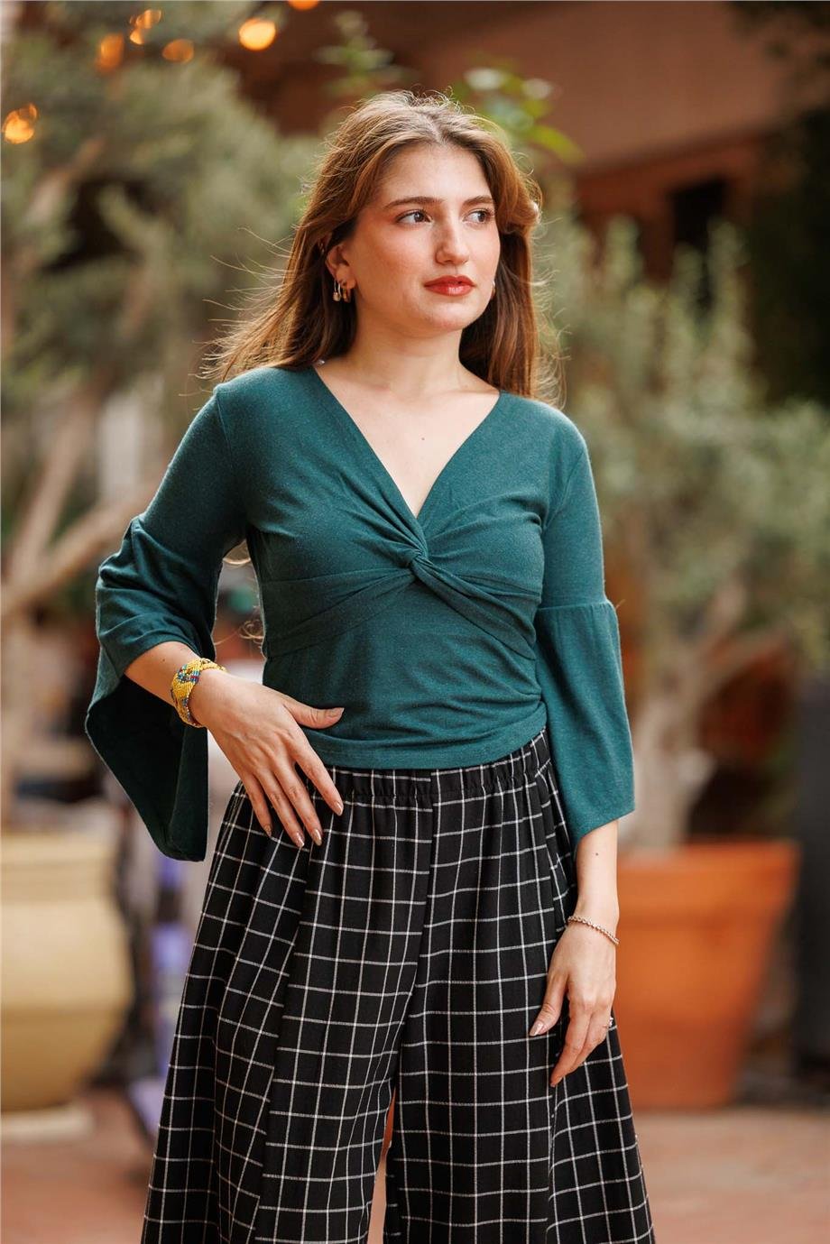 Petrol Renk Kruvaze Yaka Yarım Kollu Kışlık Bluz