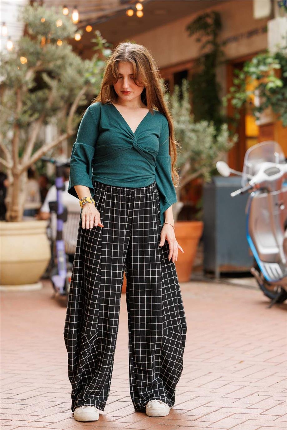 Petrol Renk Kruvaze Yaka Yarım Kollu Kışlık Bluz