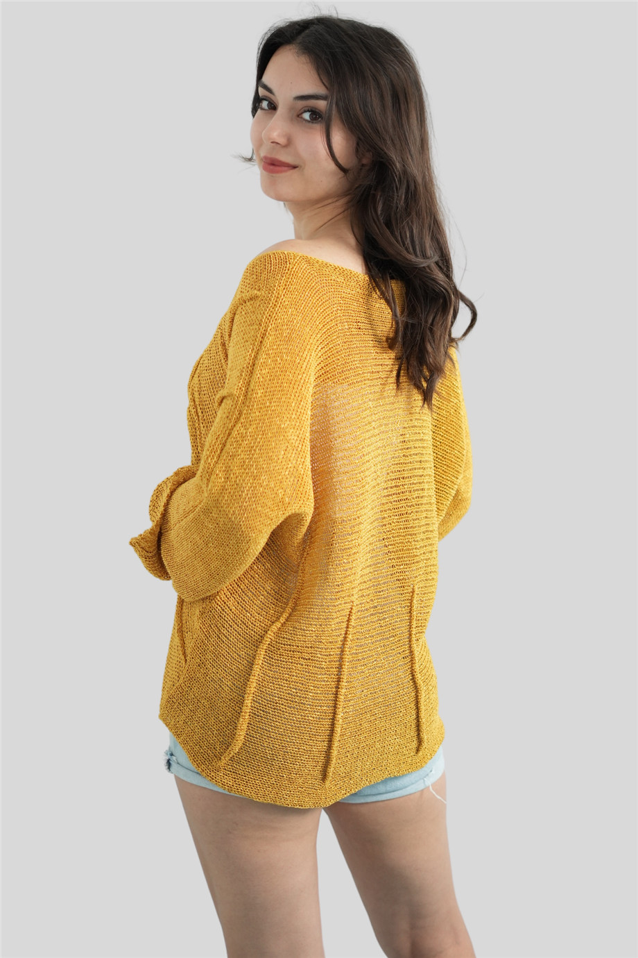 Sarı Kesik Detaylı Merserize Bluz