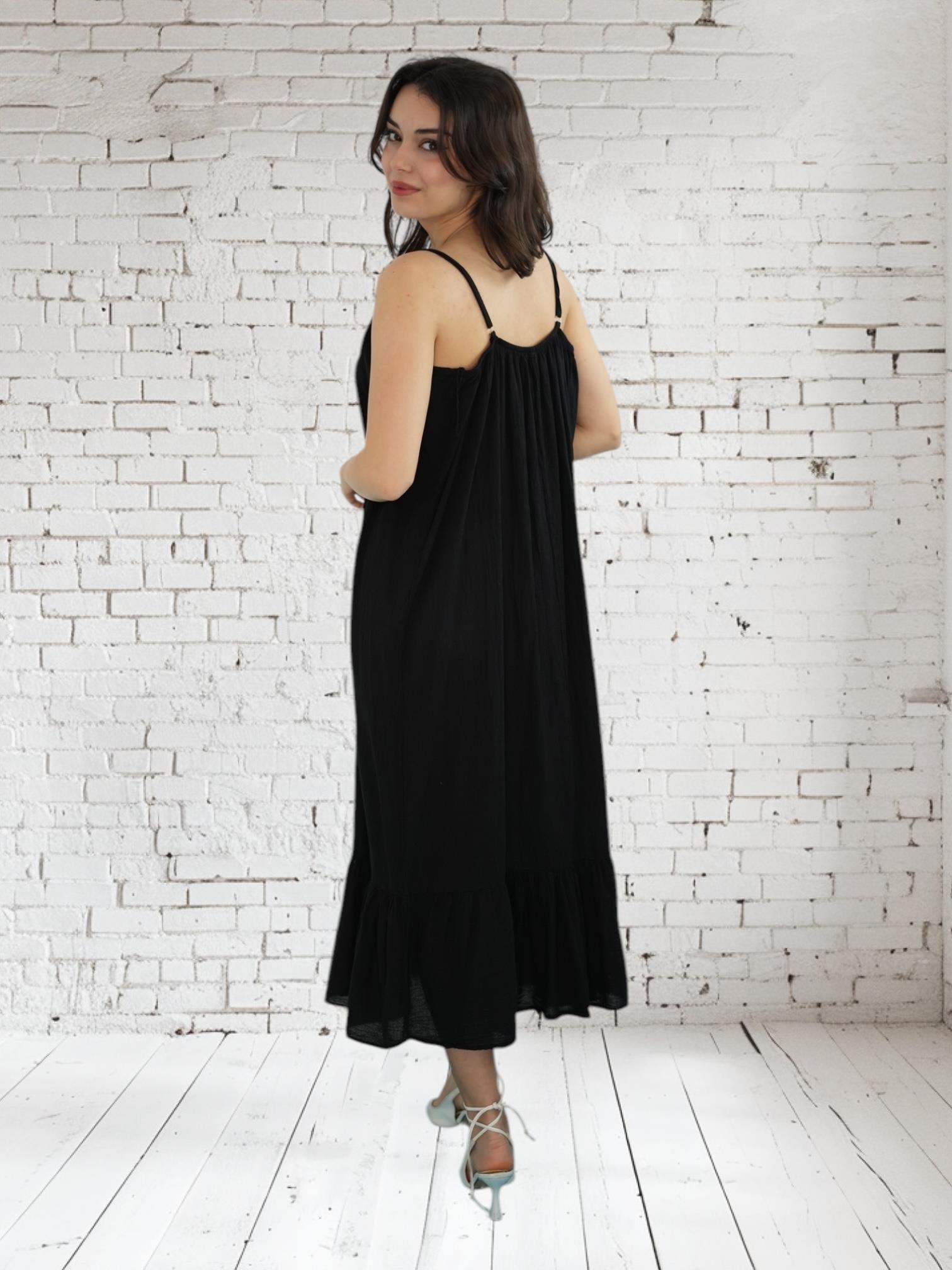 Siyah Askılı Elbise