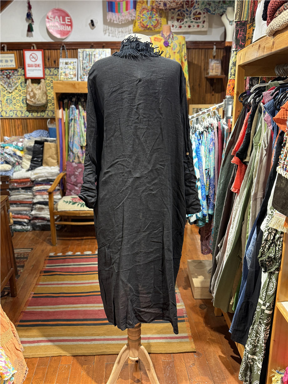 Siyah Renk Bohem Püsküllü ve Cep Detaylı Keten Kaftan
