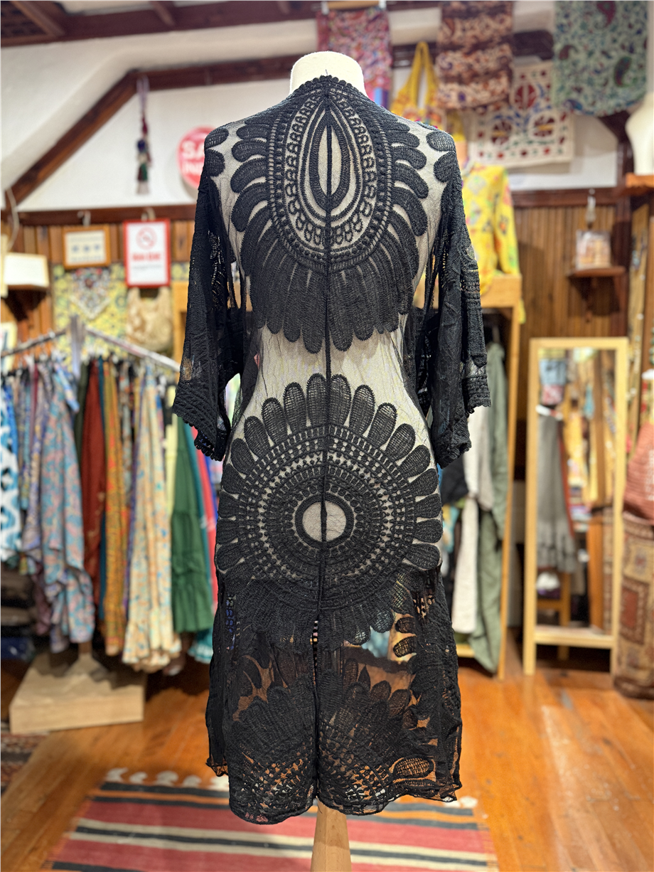 Siyah Renk Nakışlı Boho Kimono