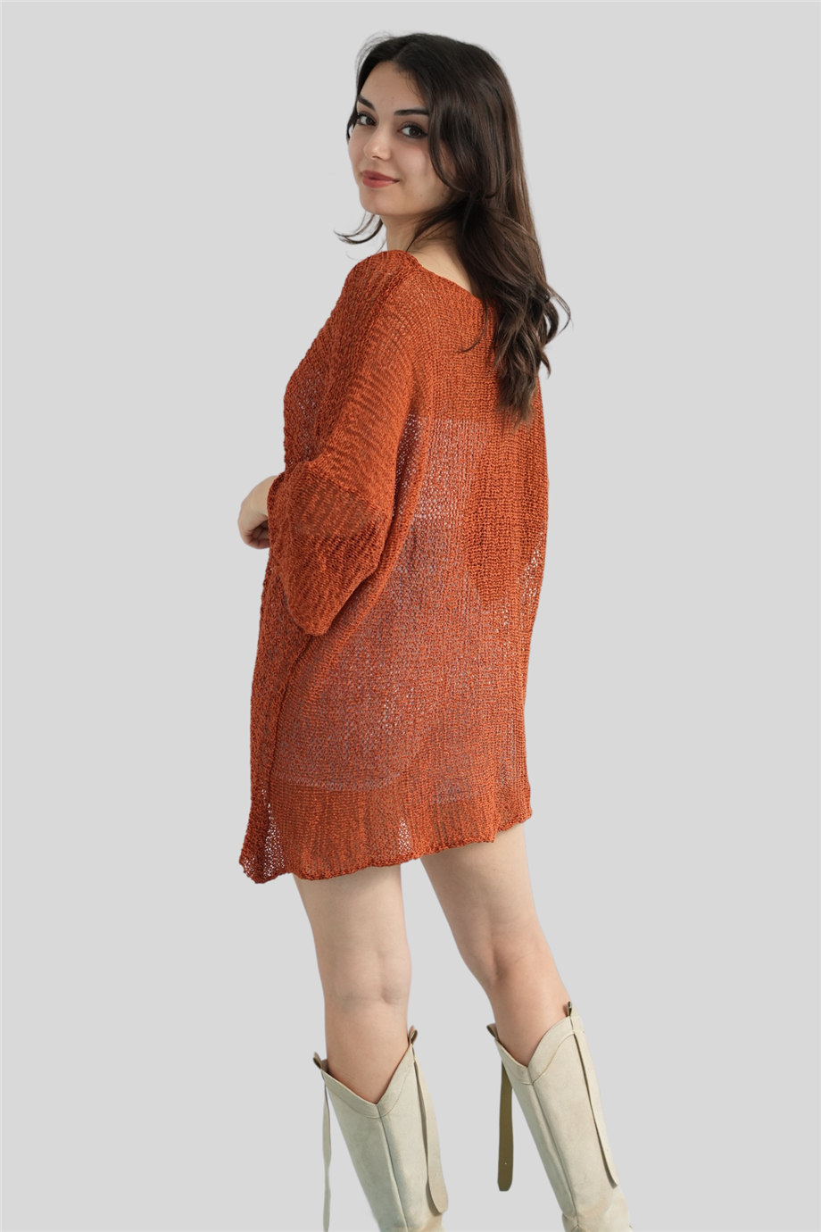 Tarçın Yakası Kesik Detay Merserize Bluz