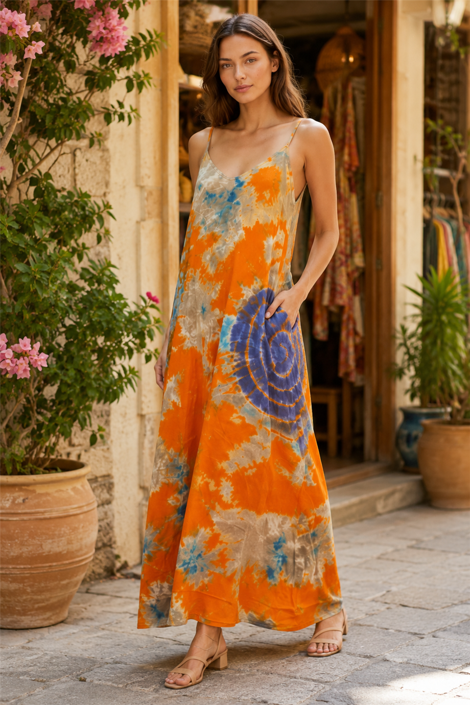 Turuncu Renk Batik Desenli Askılı Elbise