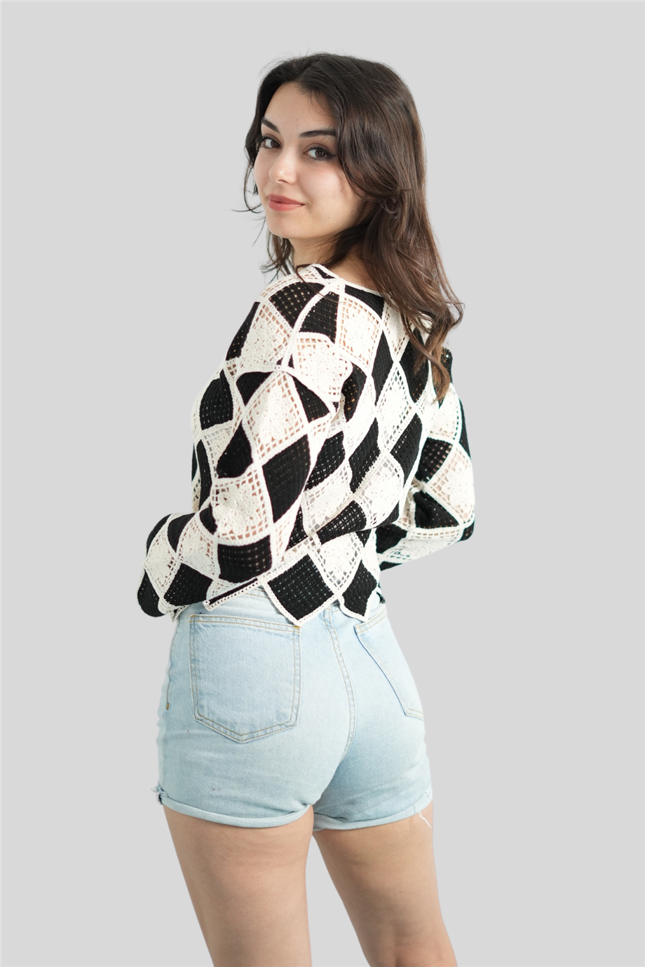 V Yaka Siyah Triko Bluz