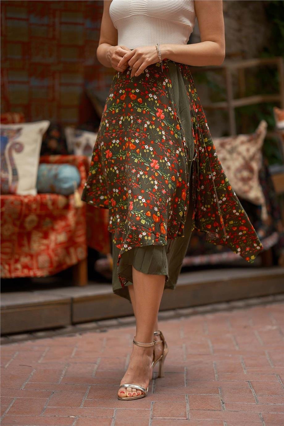 Yeşil Renk Bağlama Detaylı Beli Lastikli Salaş Etek