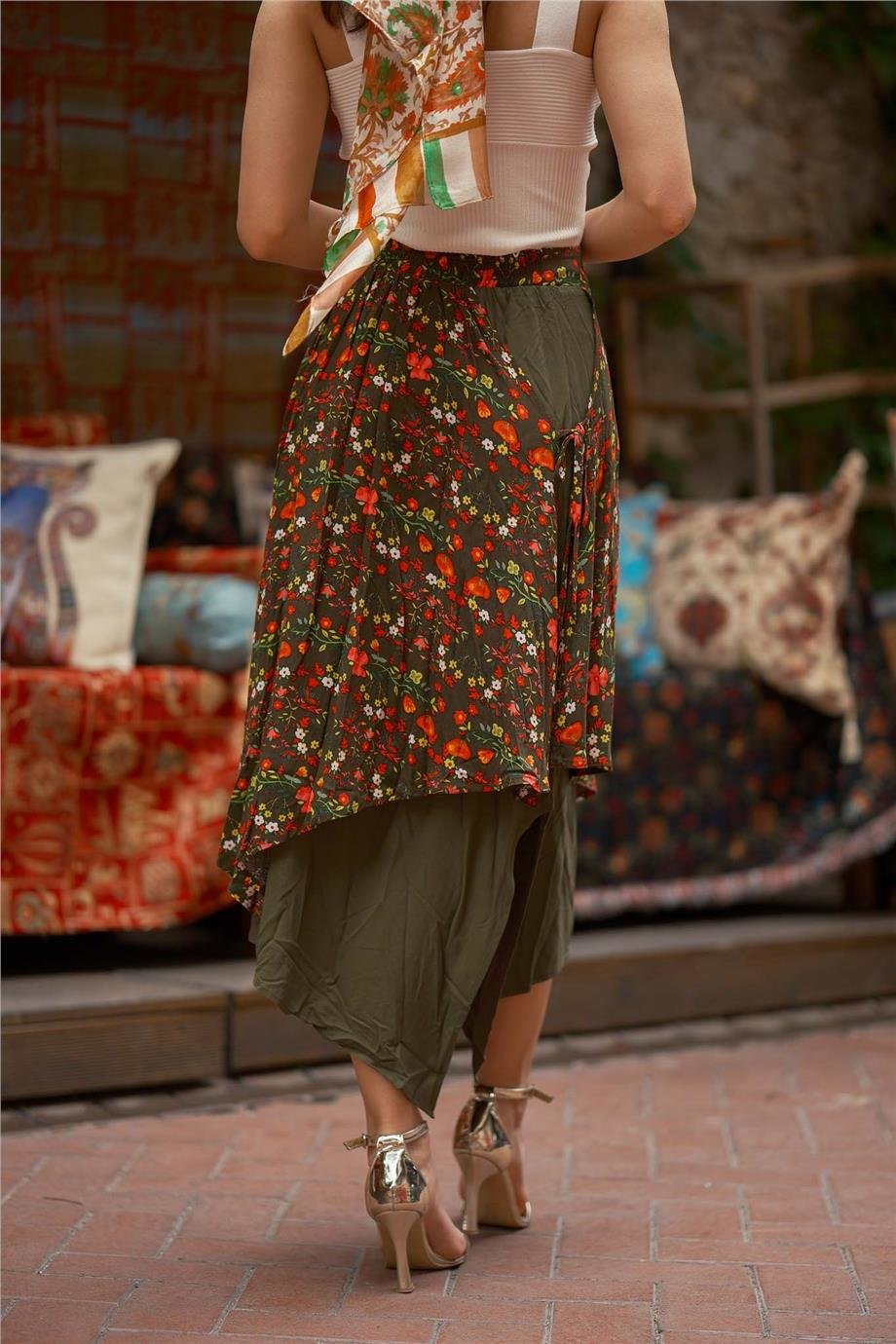 Yeşil Renk Bağlama Detaylı Beli Lastikli Salaş Etek