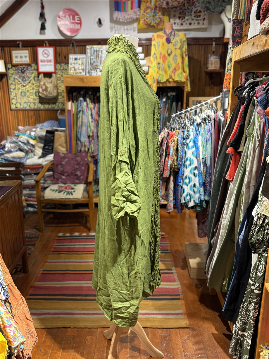 Yeşil Renk Bohem Püsküllü ve Cep Detaylı Keten Kaftan