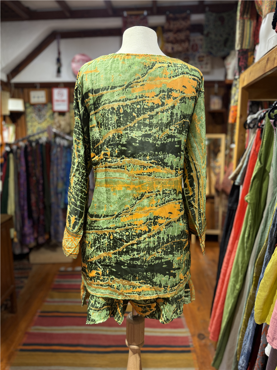 Yeşil Renk Gold Detaylı İpek Şort Crop Kimono Üçlü Takım