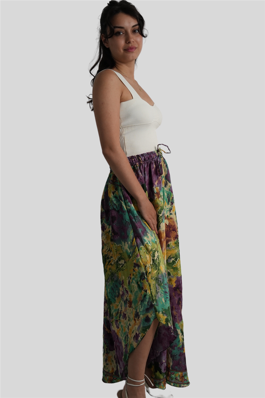 Yeşil Renk Gold Detaylı İpek Uzun Etek