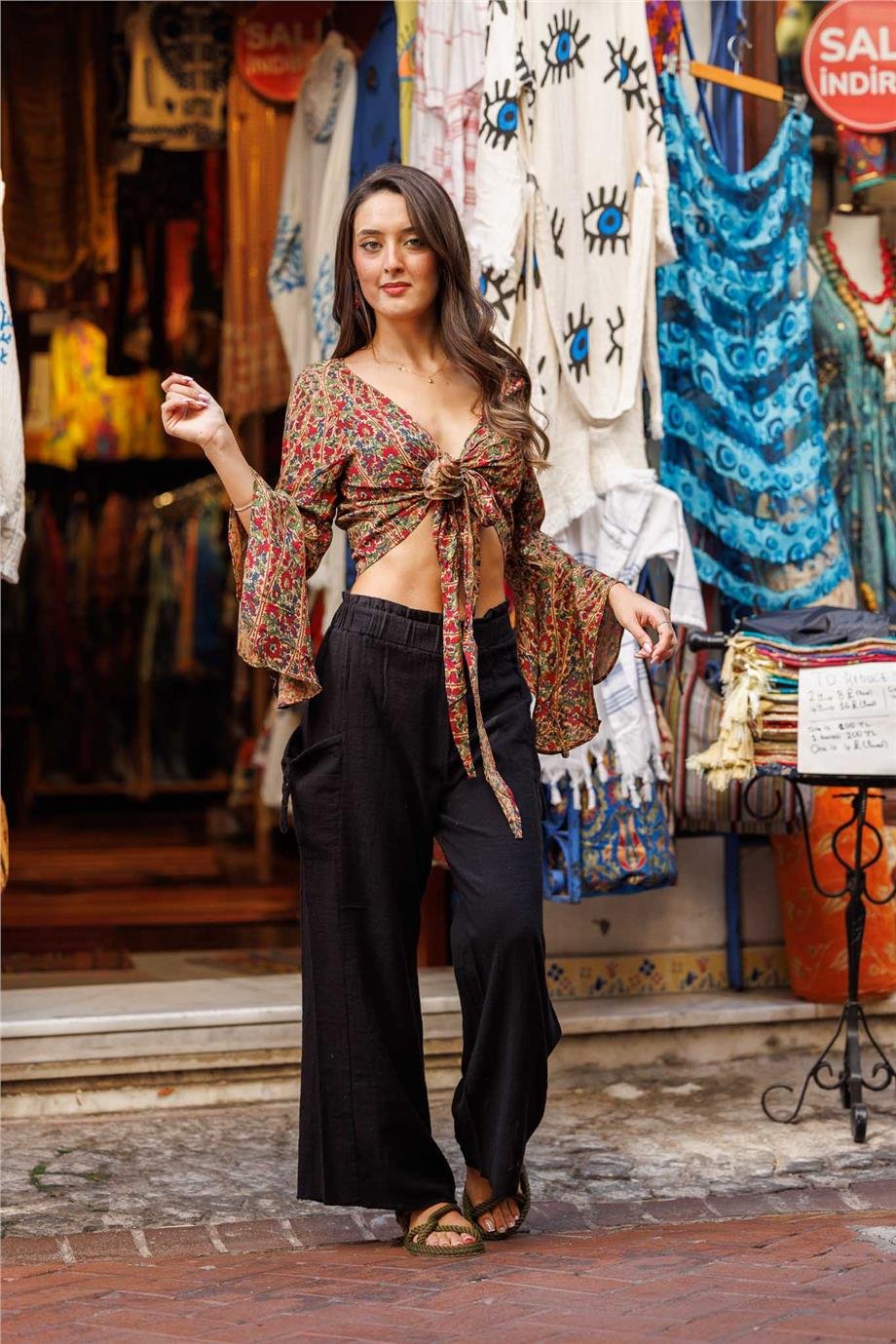 Yeşil Renk İspanyol Kol Çiçek Desenli Bluz