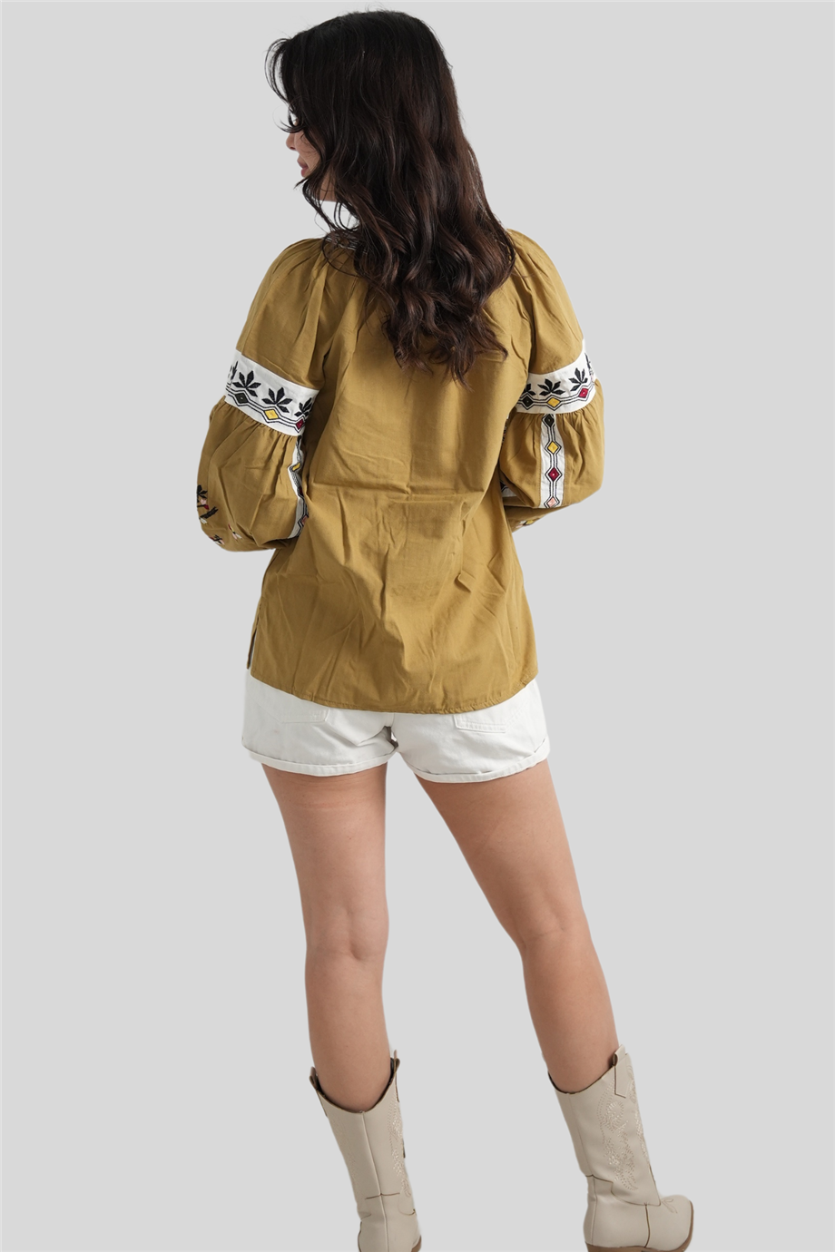 Yeşil V Yaka Çiçek Nakışlı Bluz