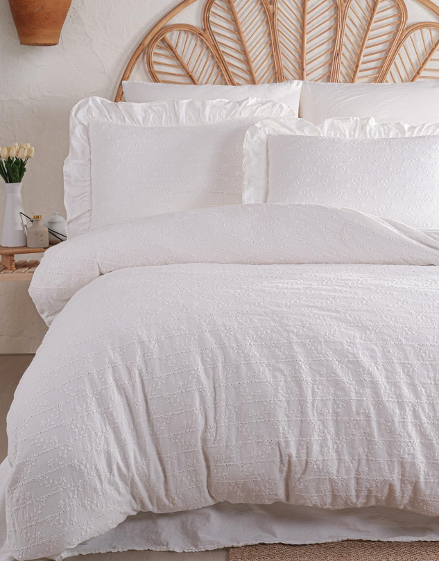 İyi Geceler İstanbul Resital Brodeli Çift Kişilik Beyaz Renkli Nevresim Takımı - Güzel Home - Çift Kişilik Nevresim Takımı