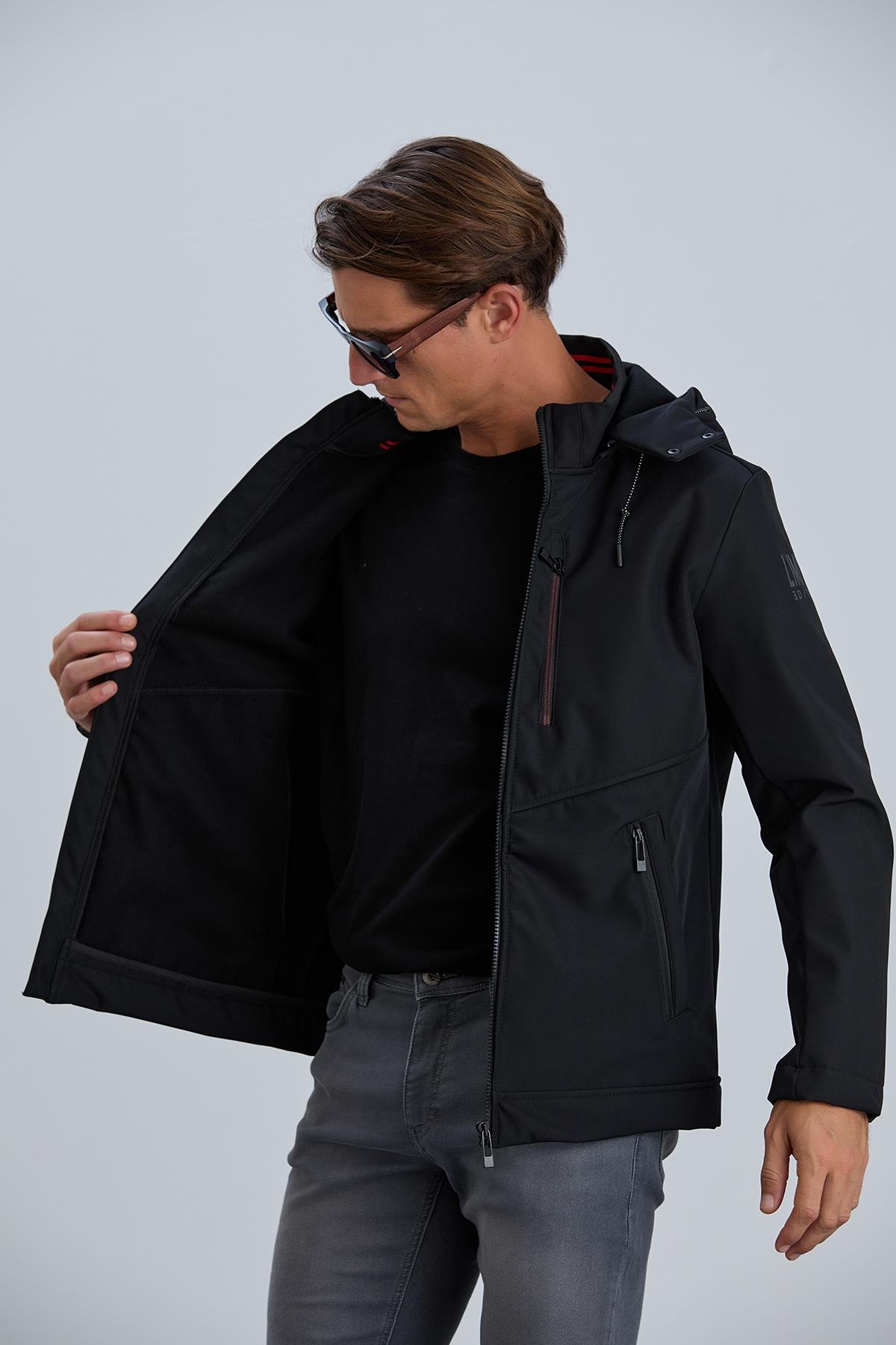 Çıkabilir Kapüşonlu Erkek Softshell Mont