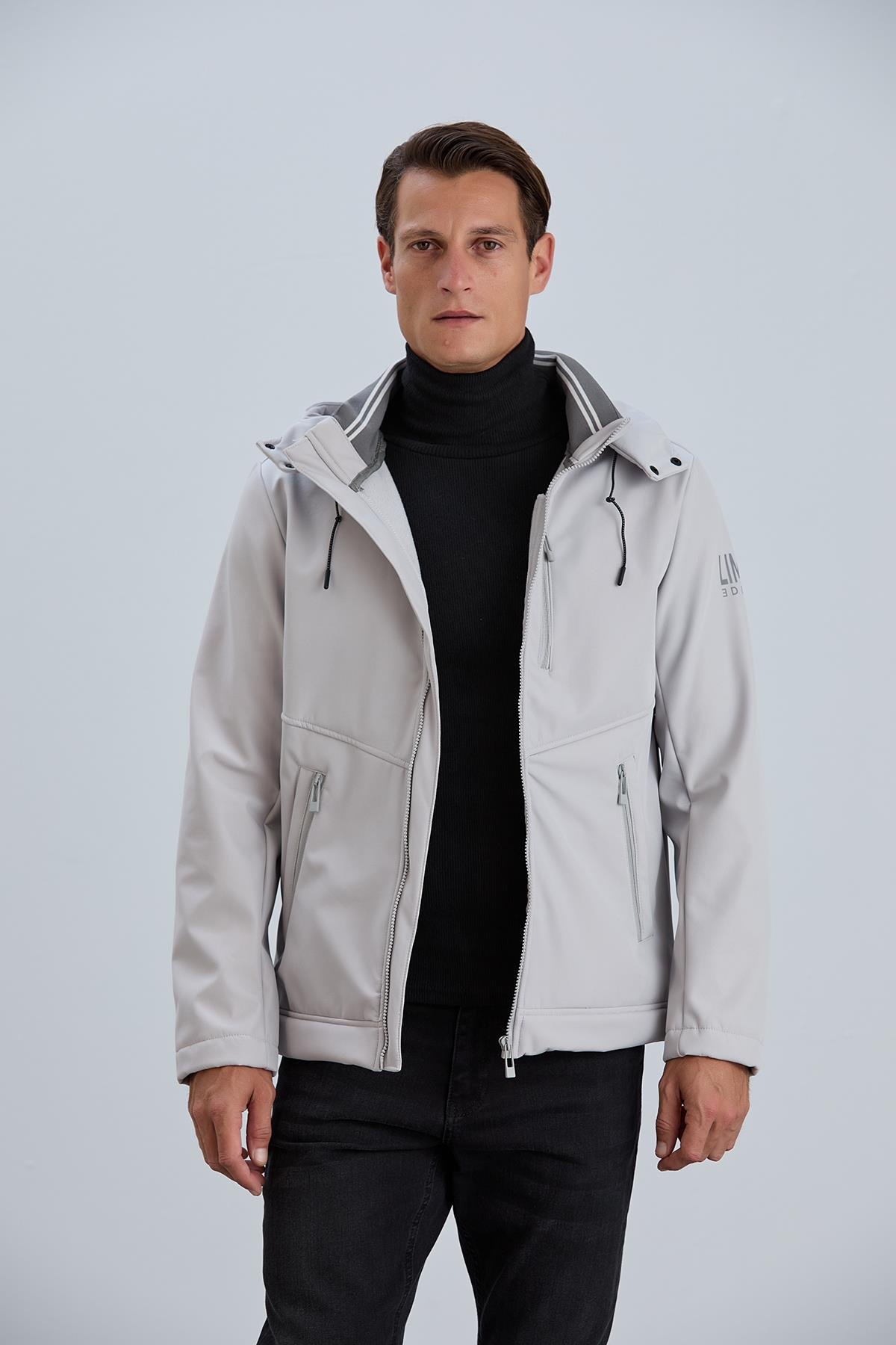 Çıkabilir Kapüşonlu Erkek Softshell Mont