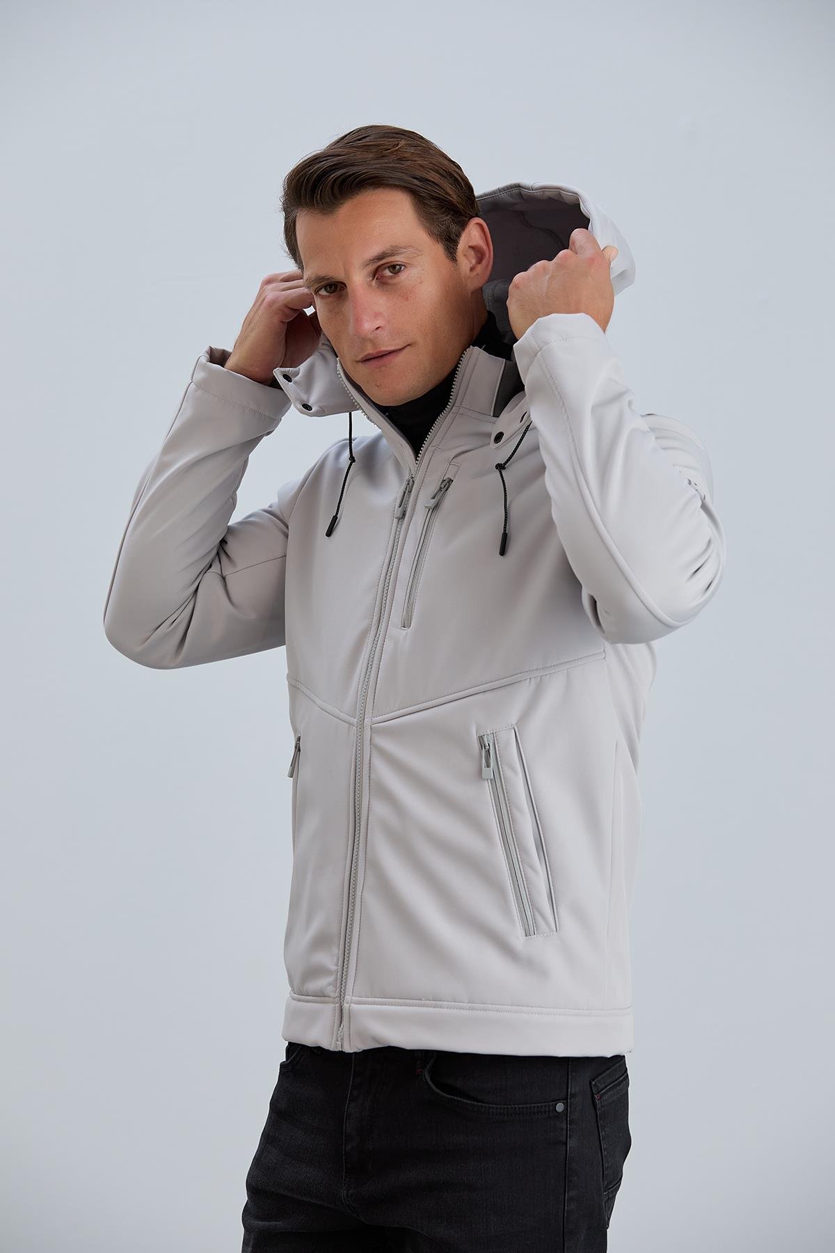 Çıkabilir Kapüşonlu Erkek Softshell Mont
